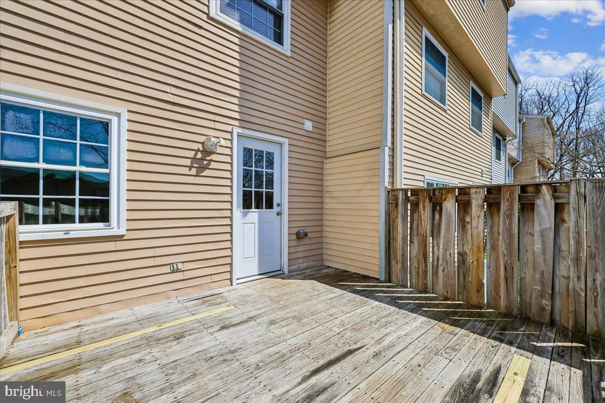 DAMASCUS MANOR - Residential