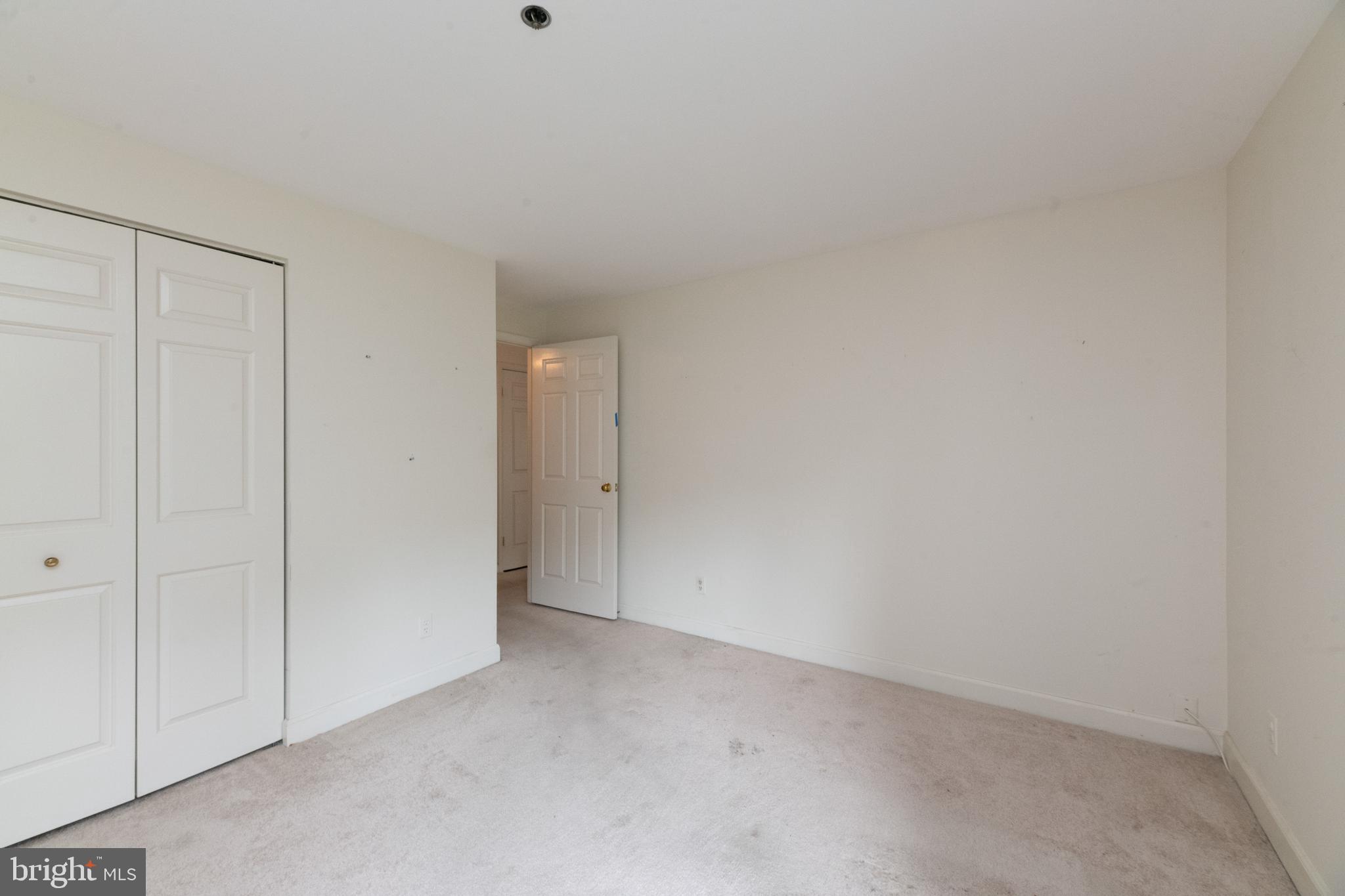 TOWSONGATE CONDOMINIUMS - Residential