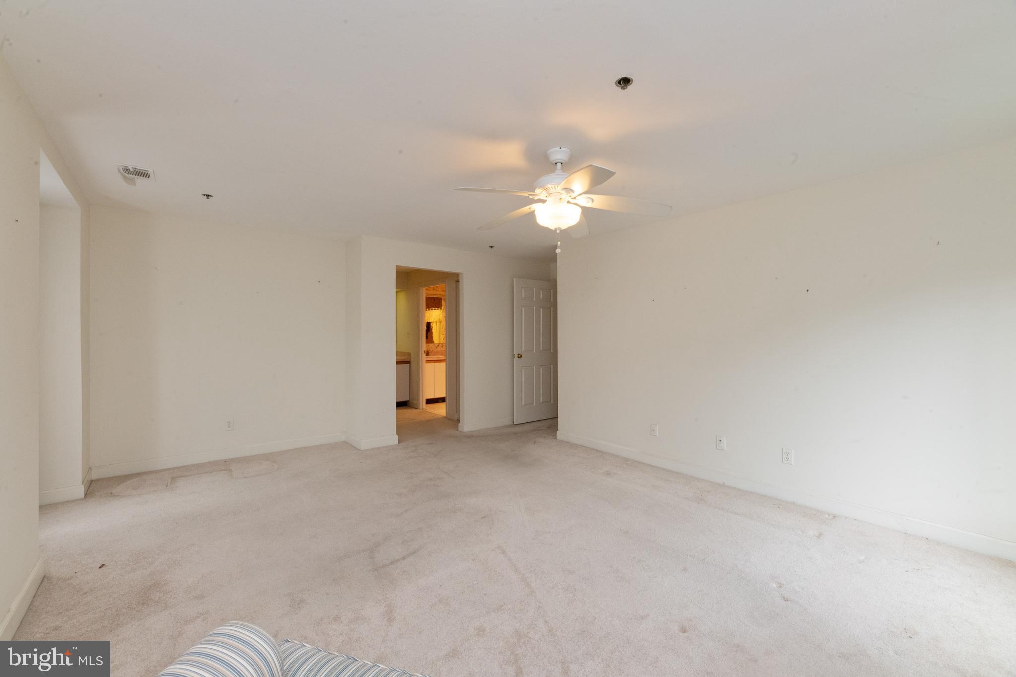 TOWSONGATE CONDOMINIUMS - Residential