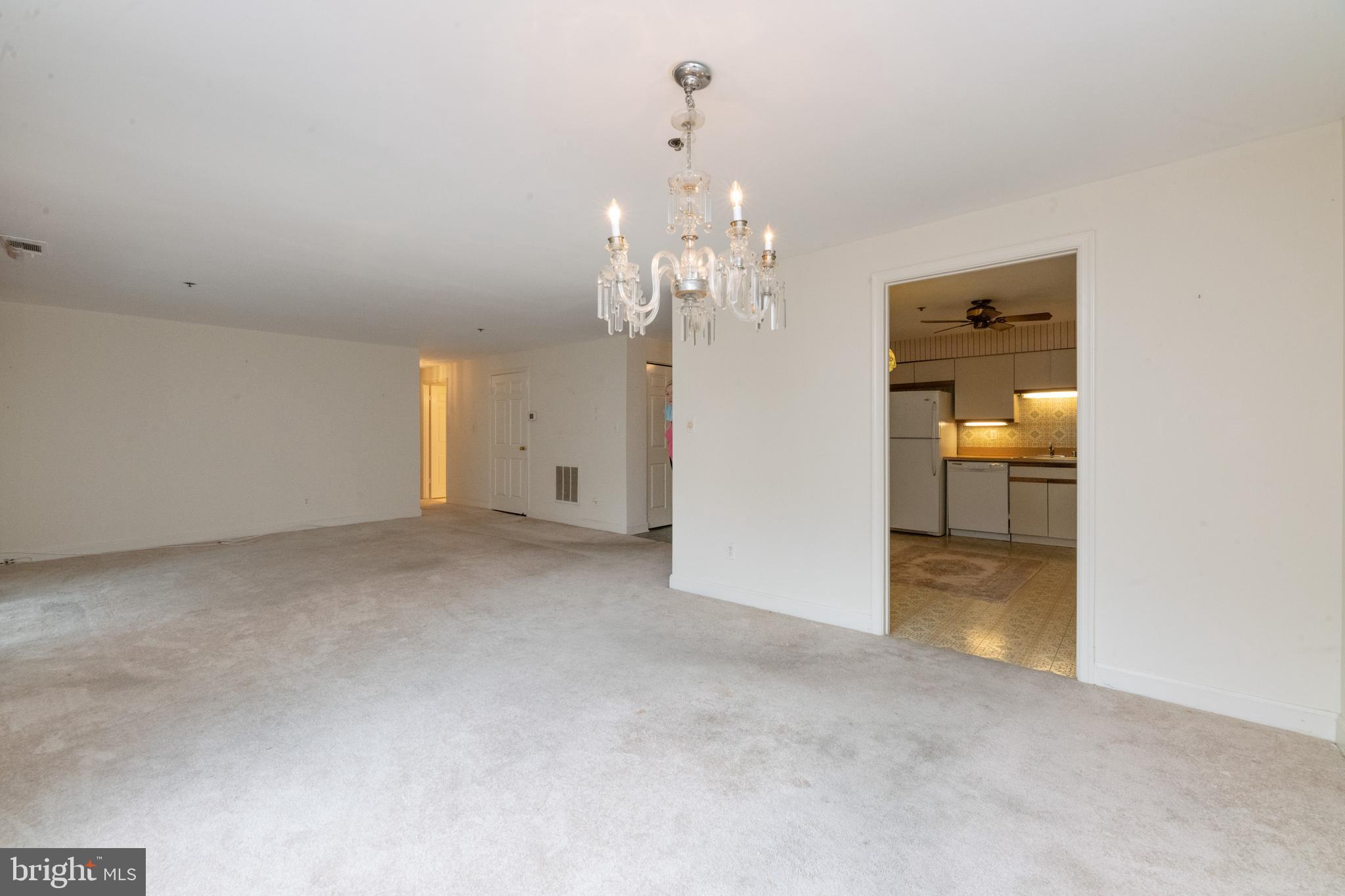 TOWSONGATE CONDOMINIUMS - Residential