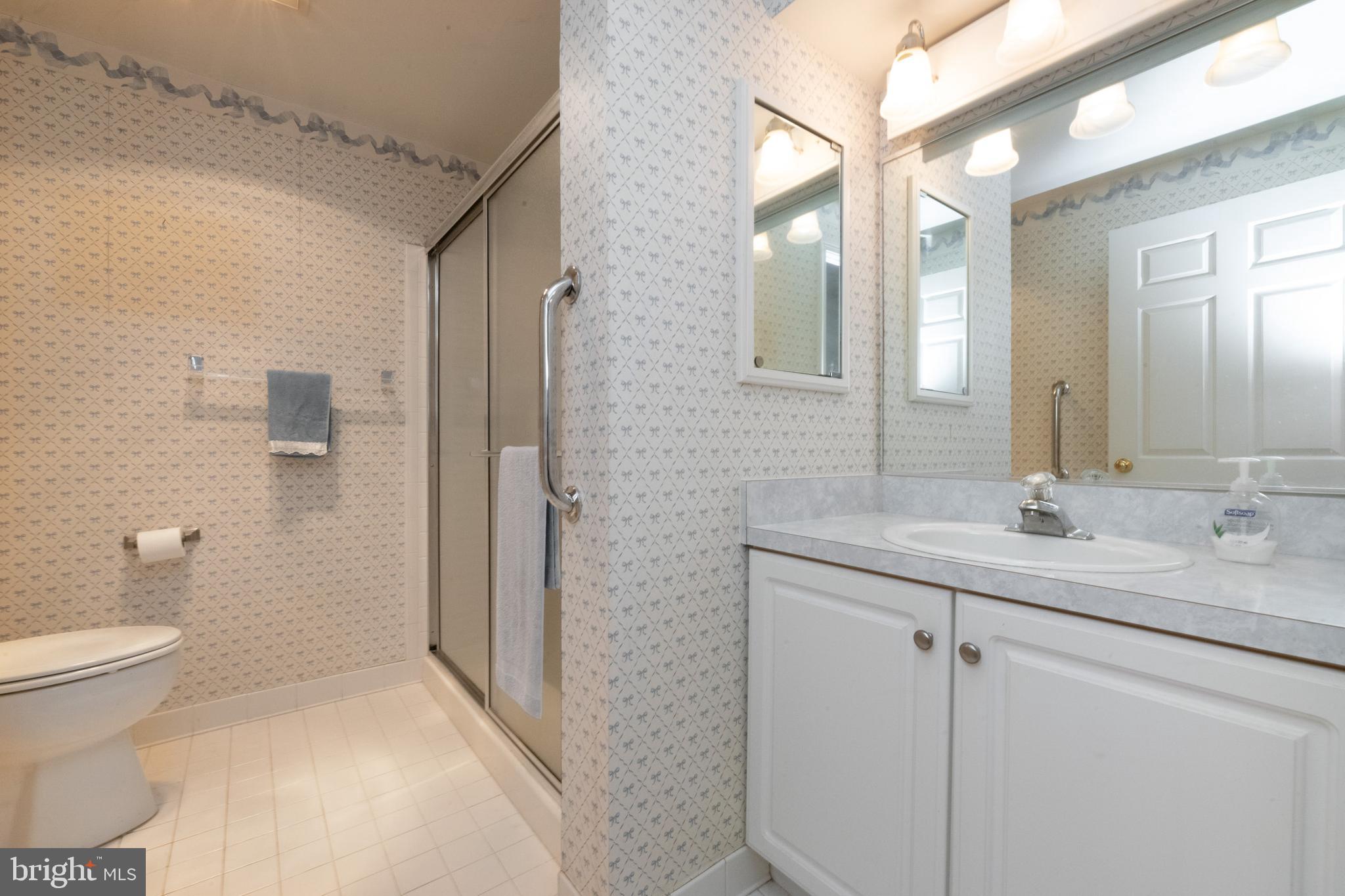 TOWSONGATE CONDOMINIUMS - Residential