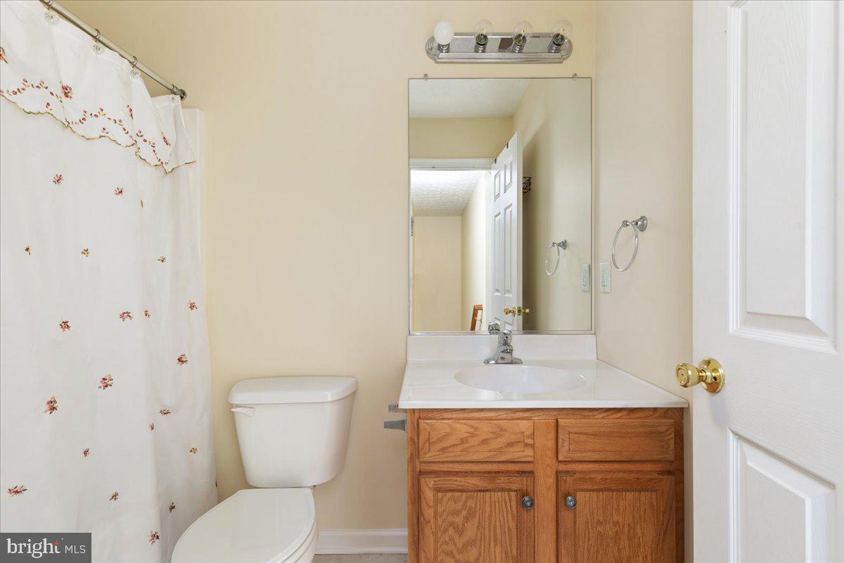 MIDDLE CREEK MANOR - Residential