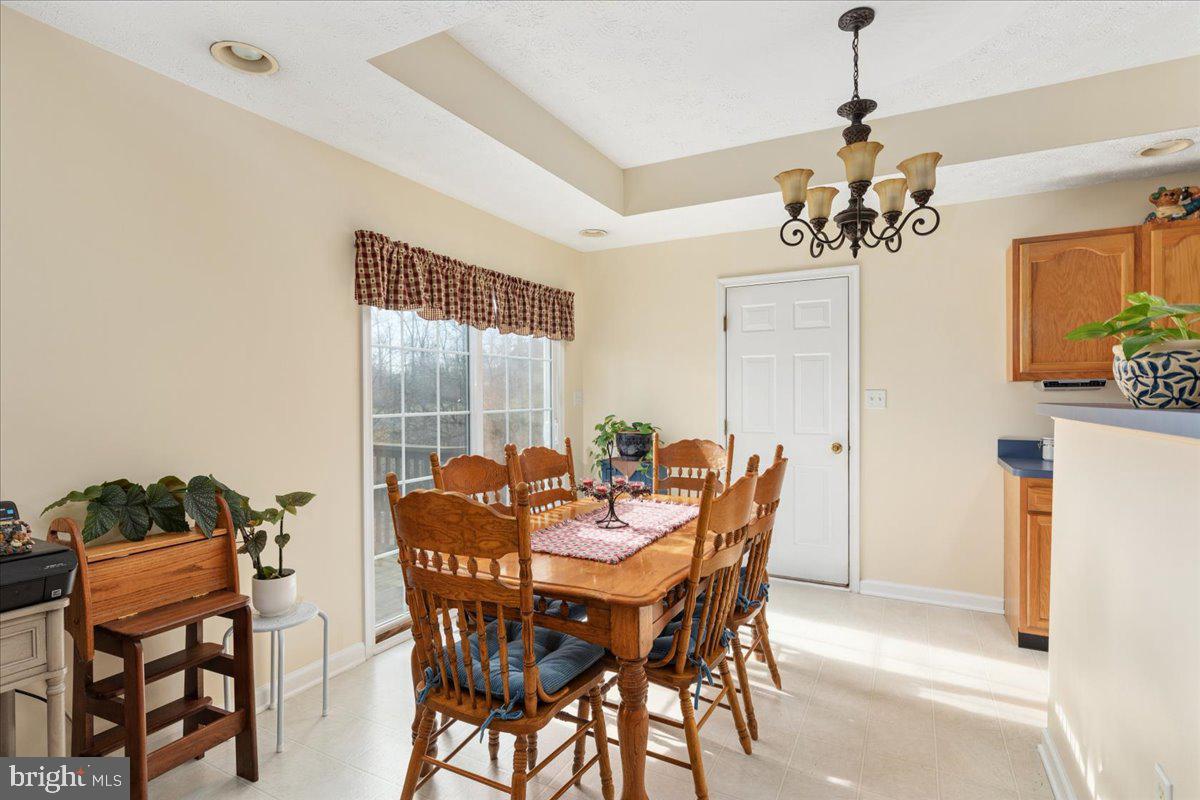 MIDDLE CREEK MANOR - Residential