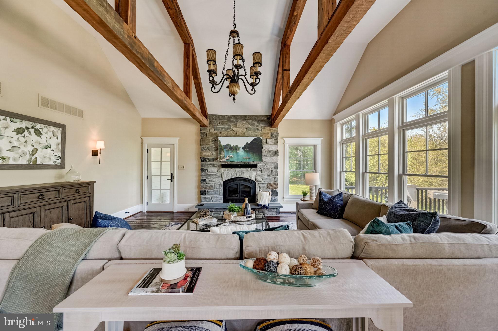 RADNOR HUNT - Residential