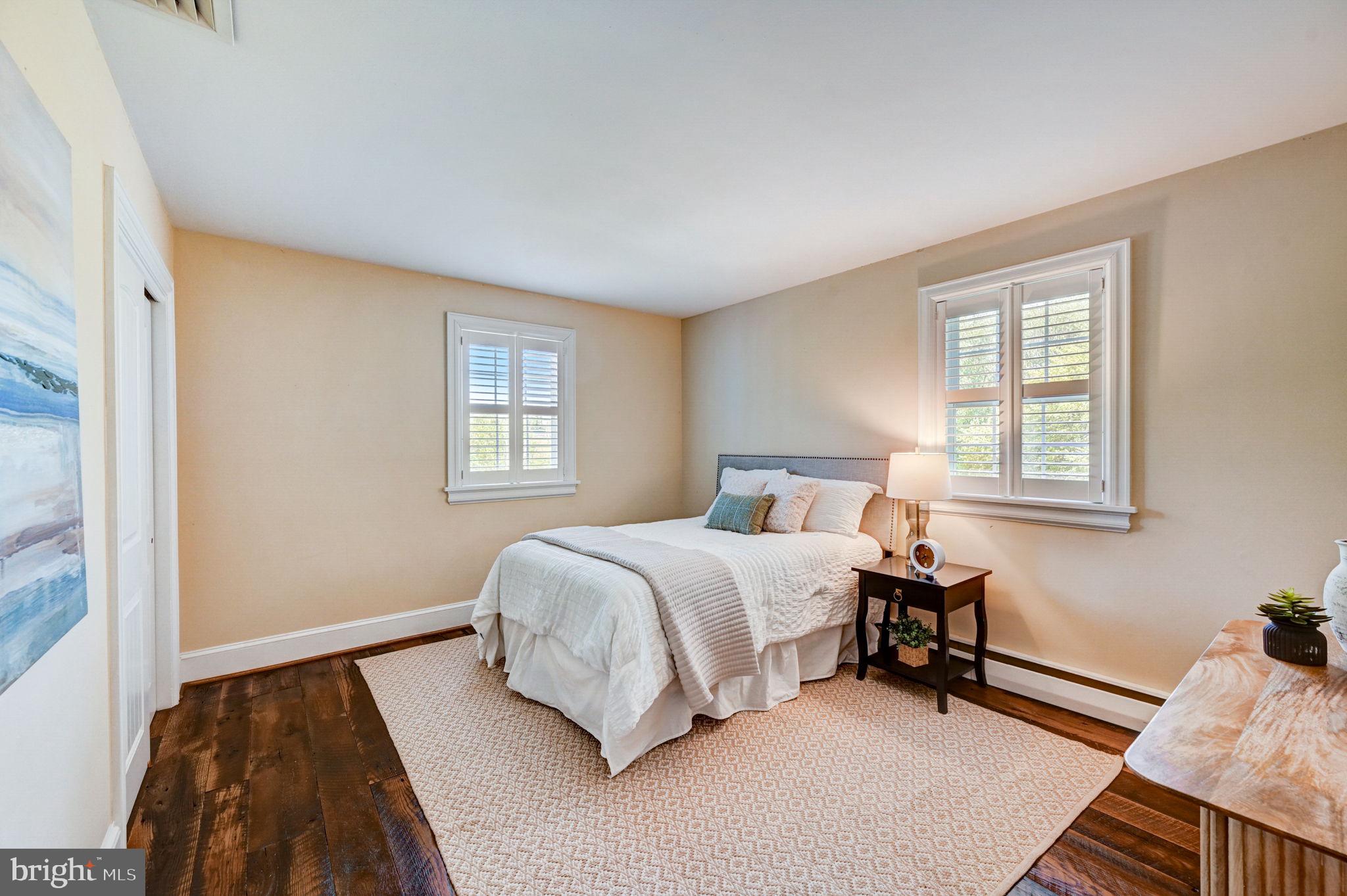 RADNOR HUNT - Residential