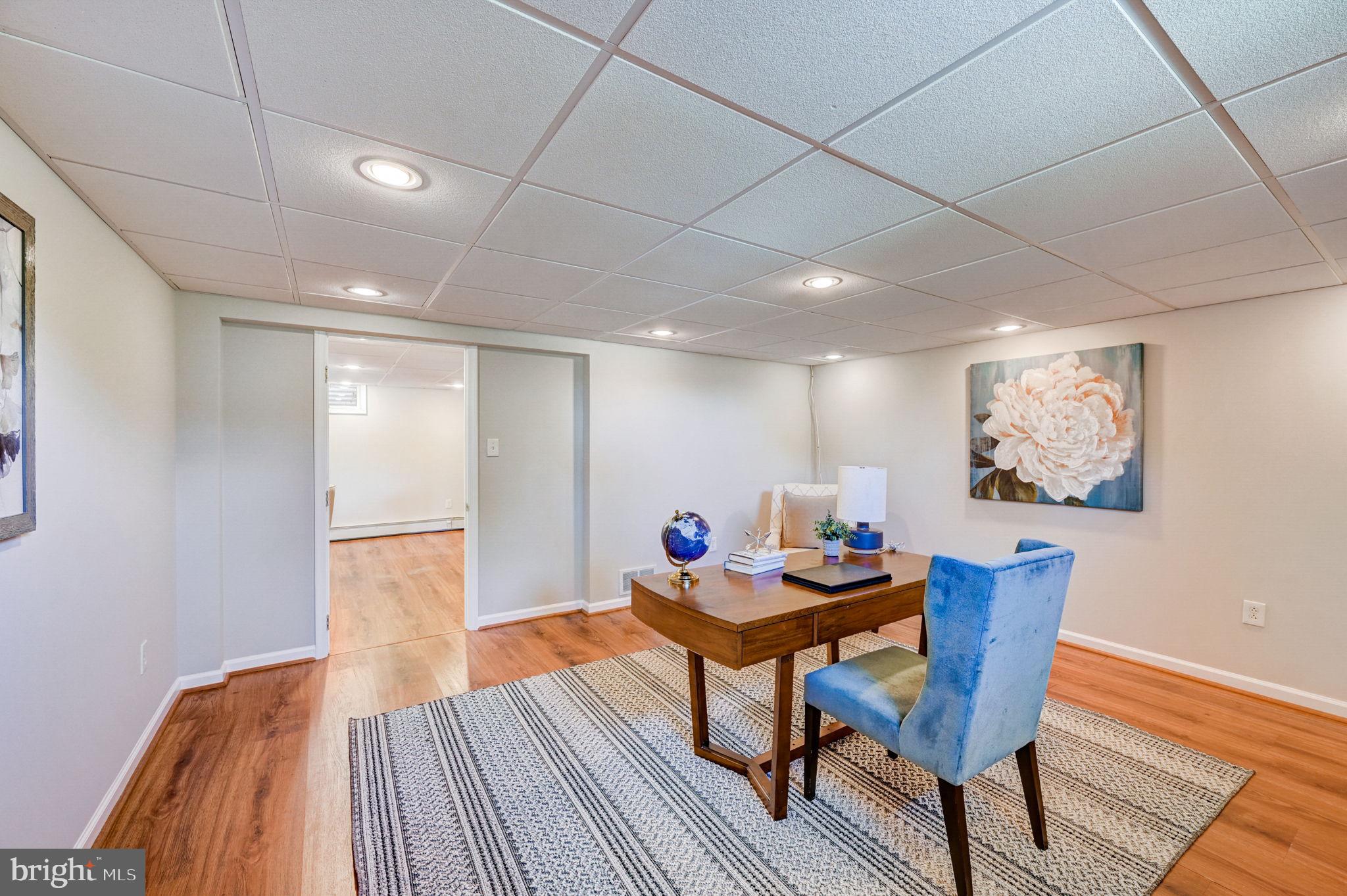 RADNOR HUNT - Residential