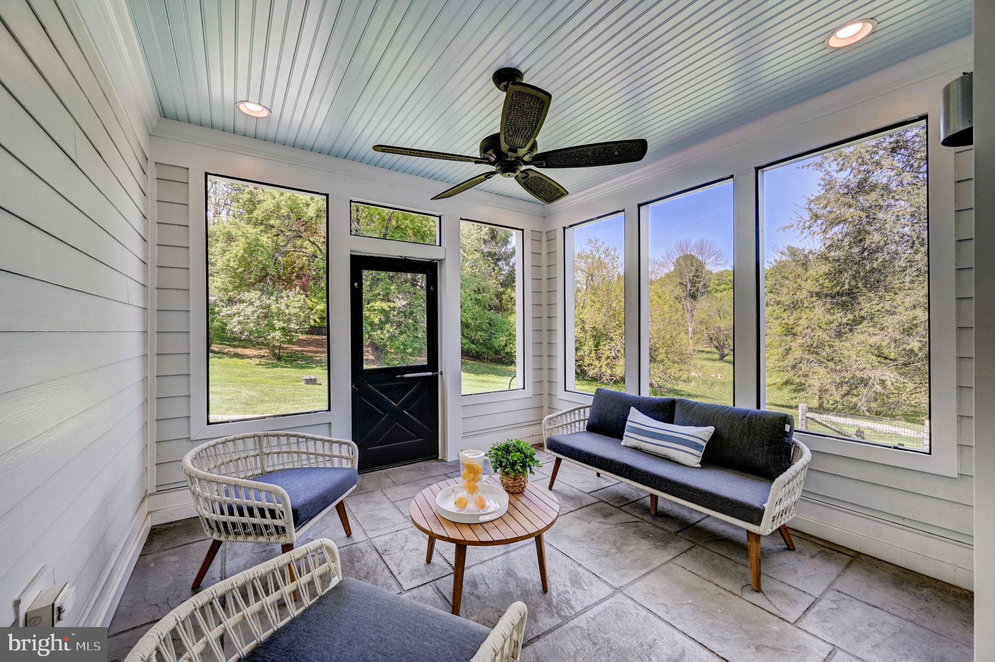 RADNOR HUNT - Residential