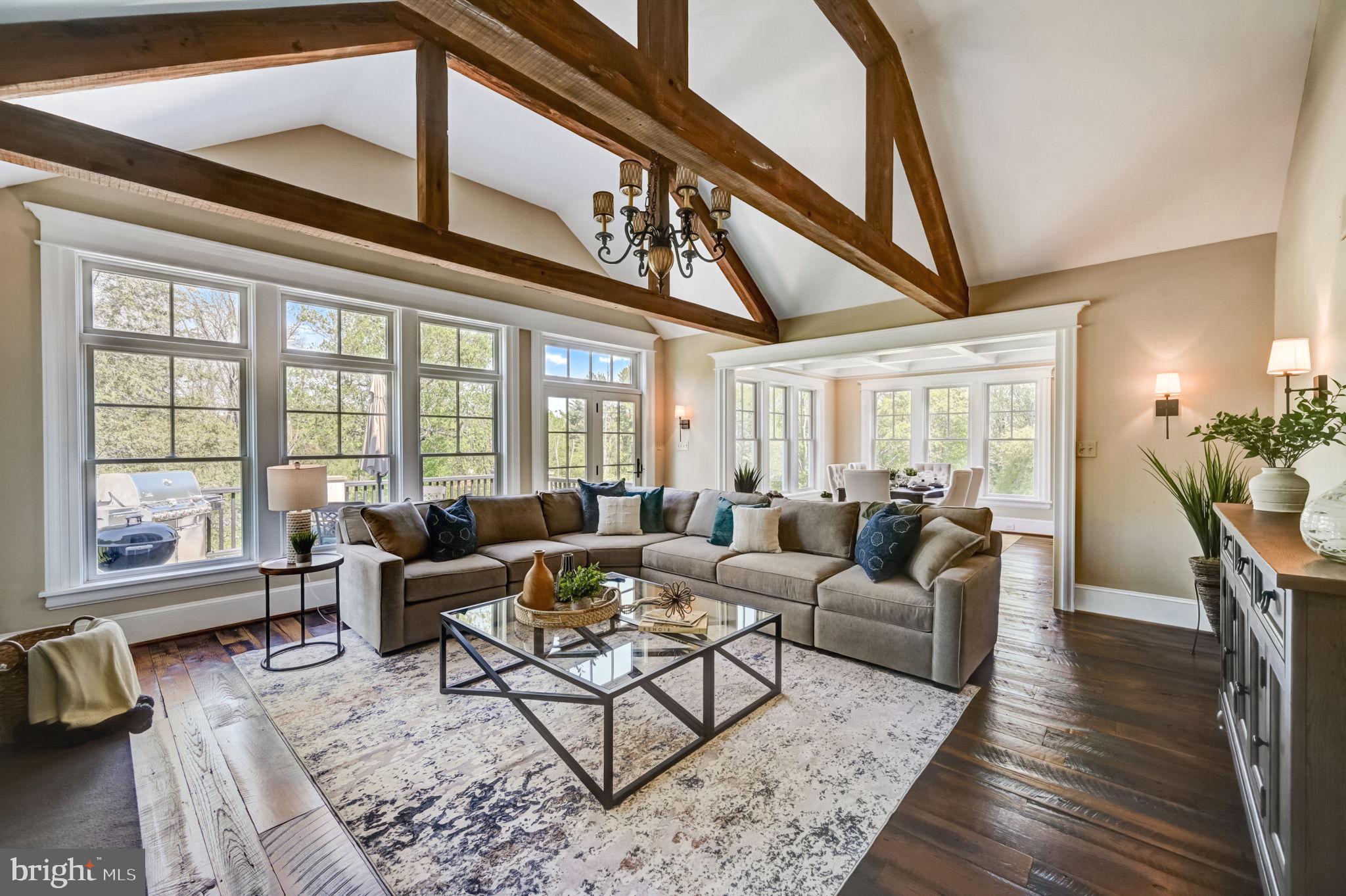 RADNOR HUNT - Residential