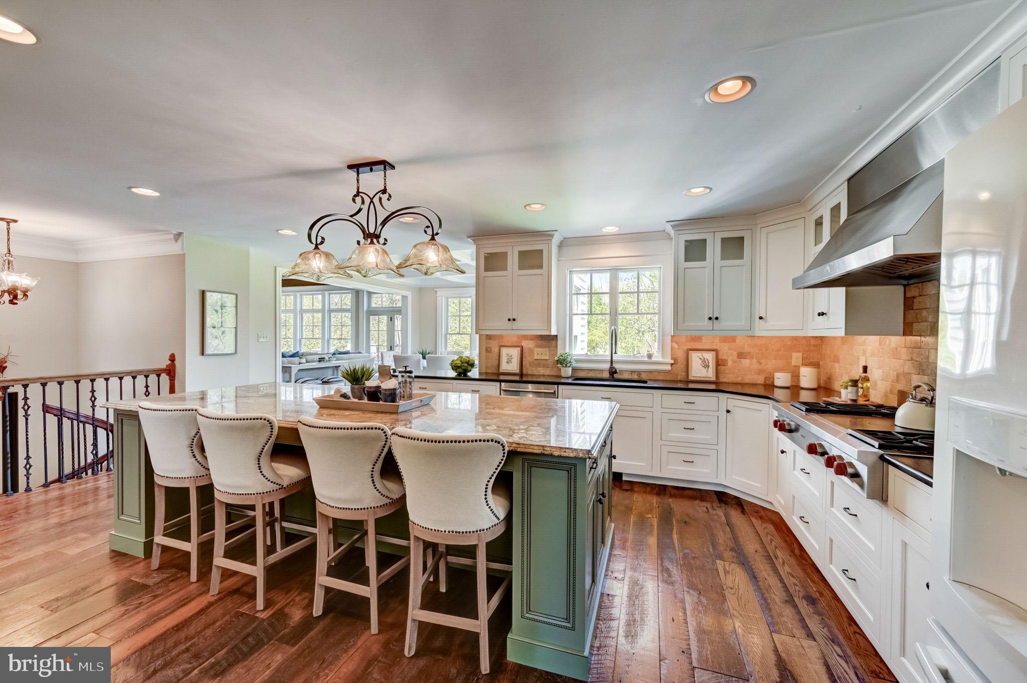 RADNOR HUNT - Residential