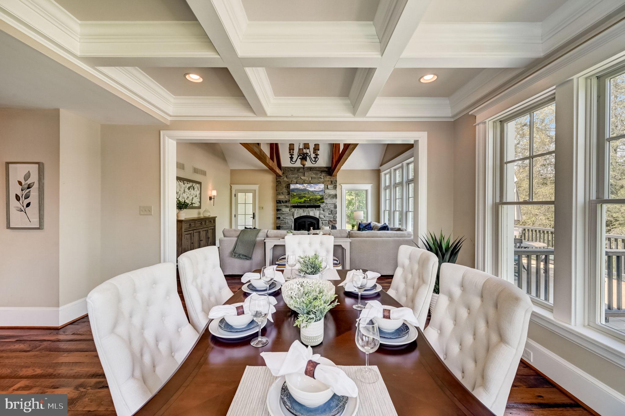 RADNOR HUNT - Residential