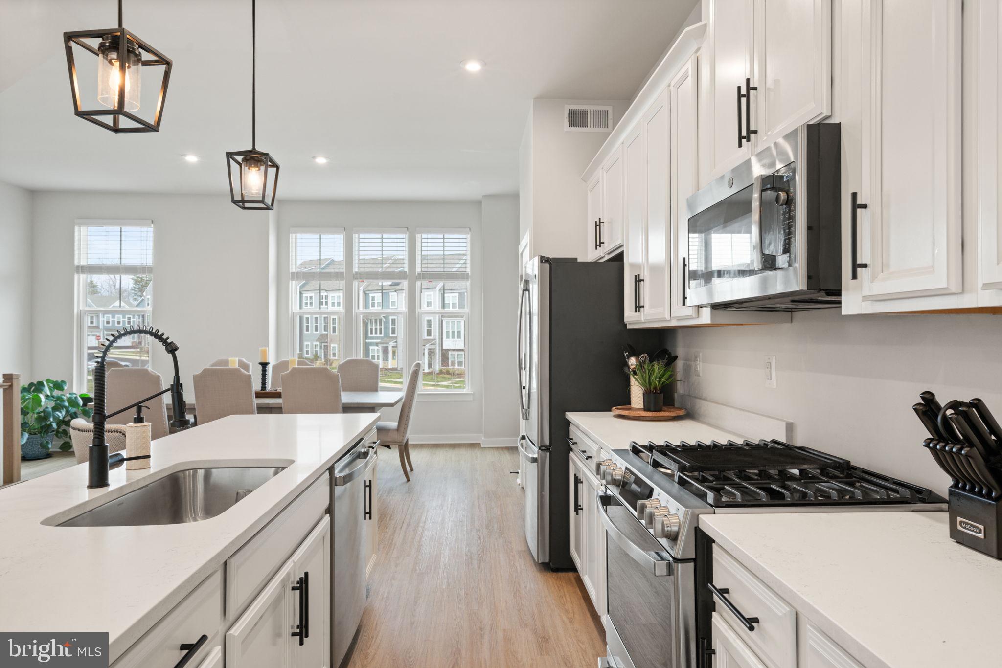 POTOMAC SHORES - Residential