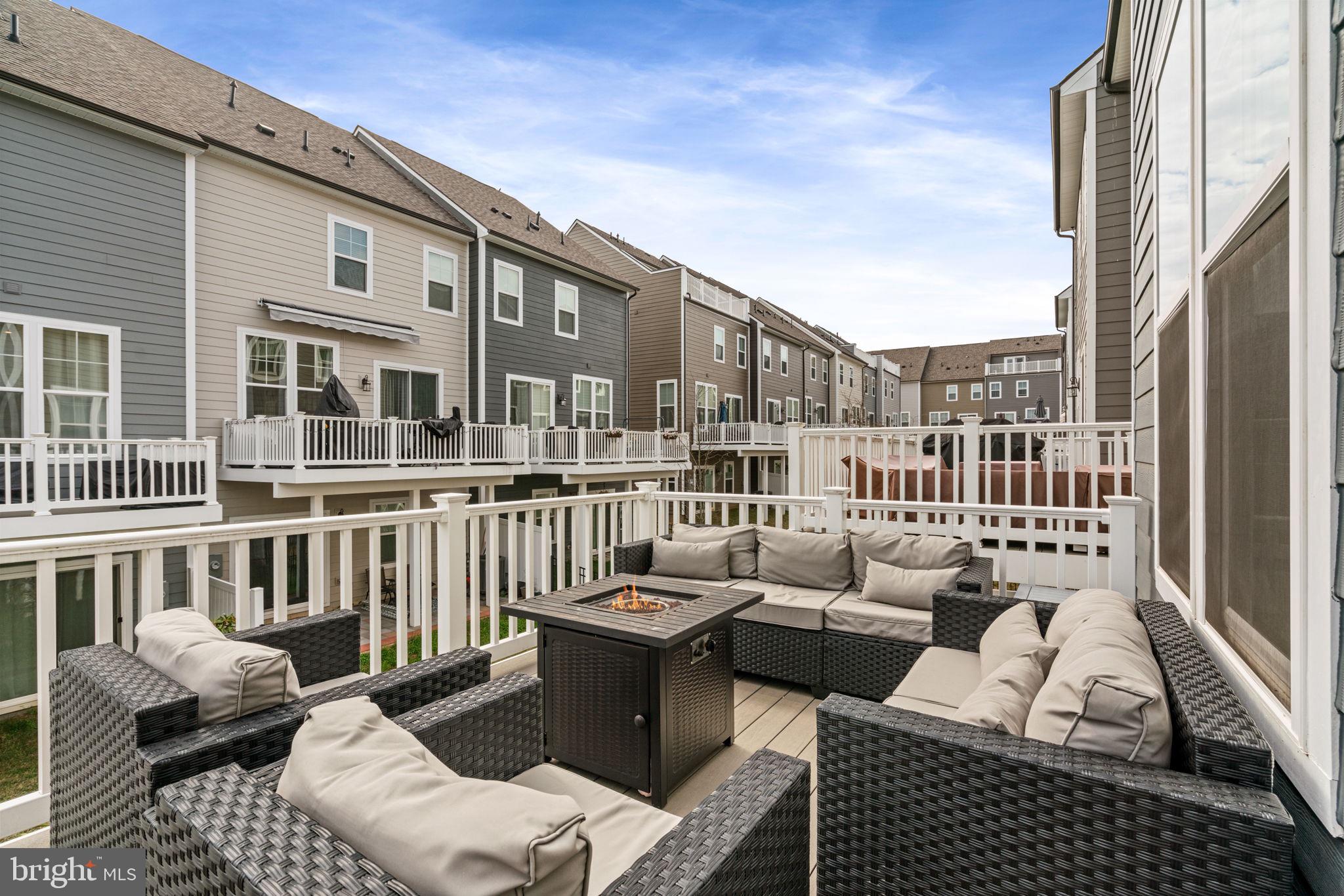 POTOMAC SHORES - Residential