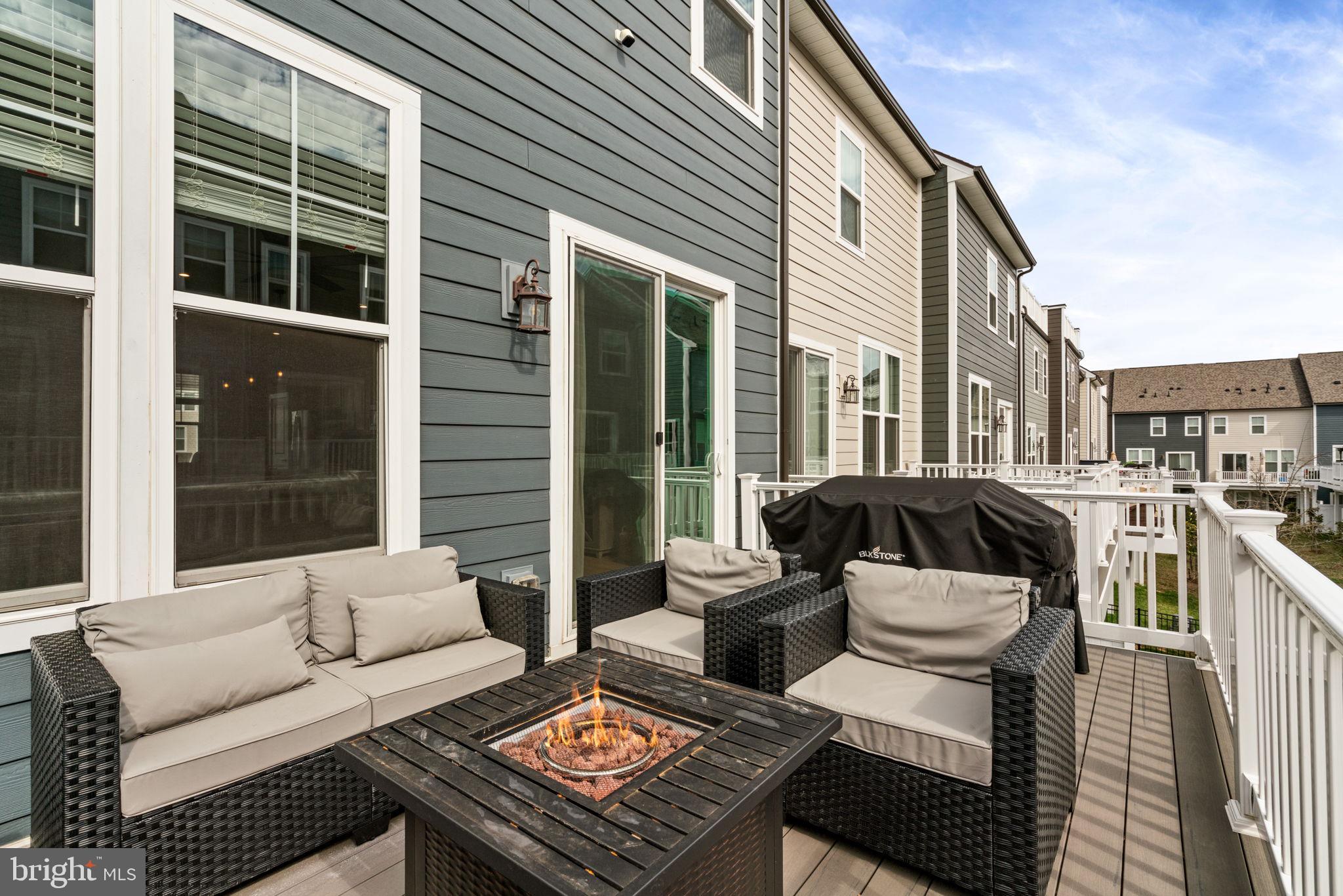 POTOMAC SHORES - Residential