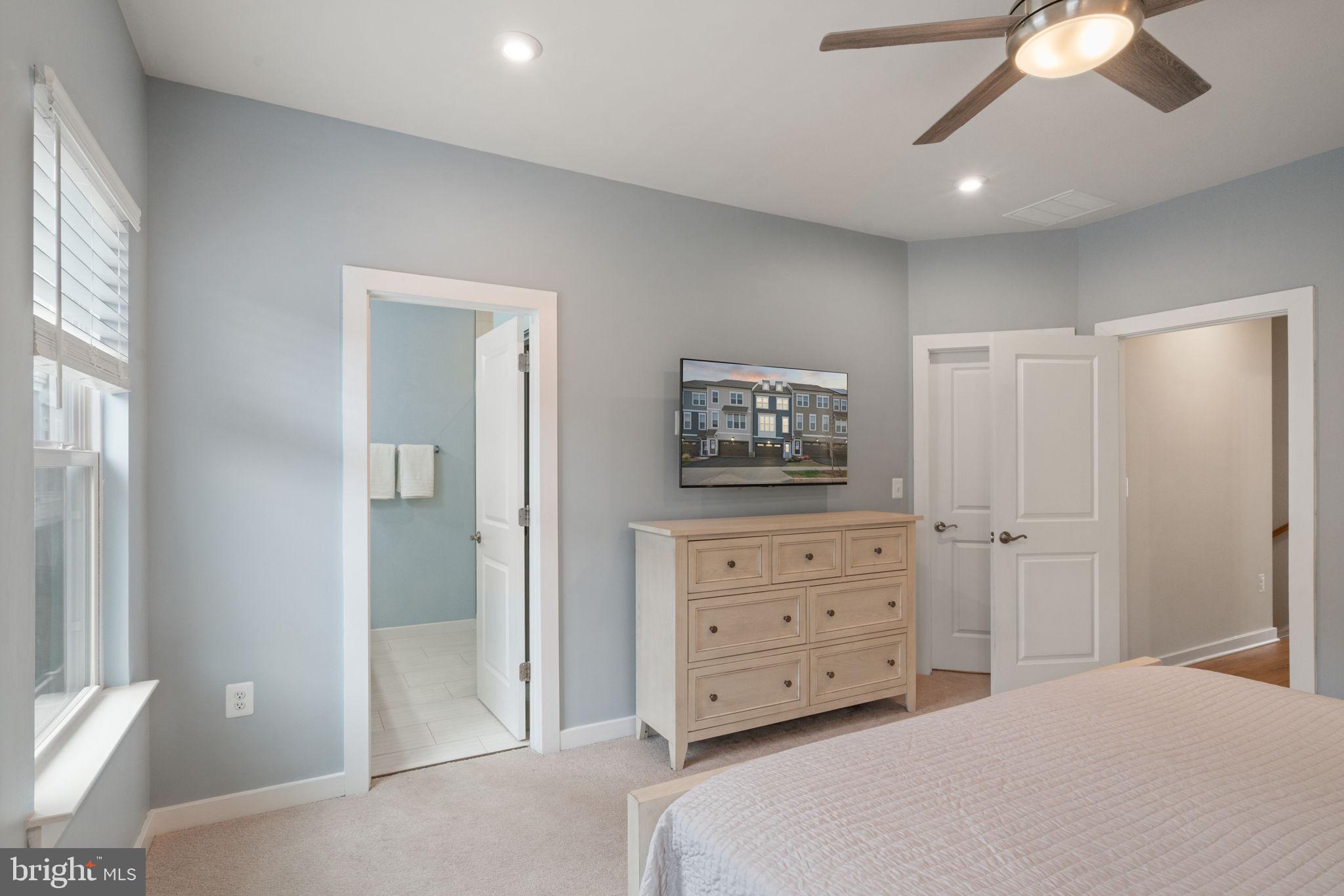 POTOMAC SHORES - Residential