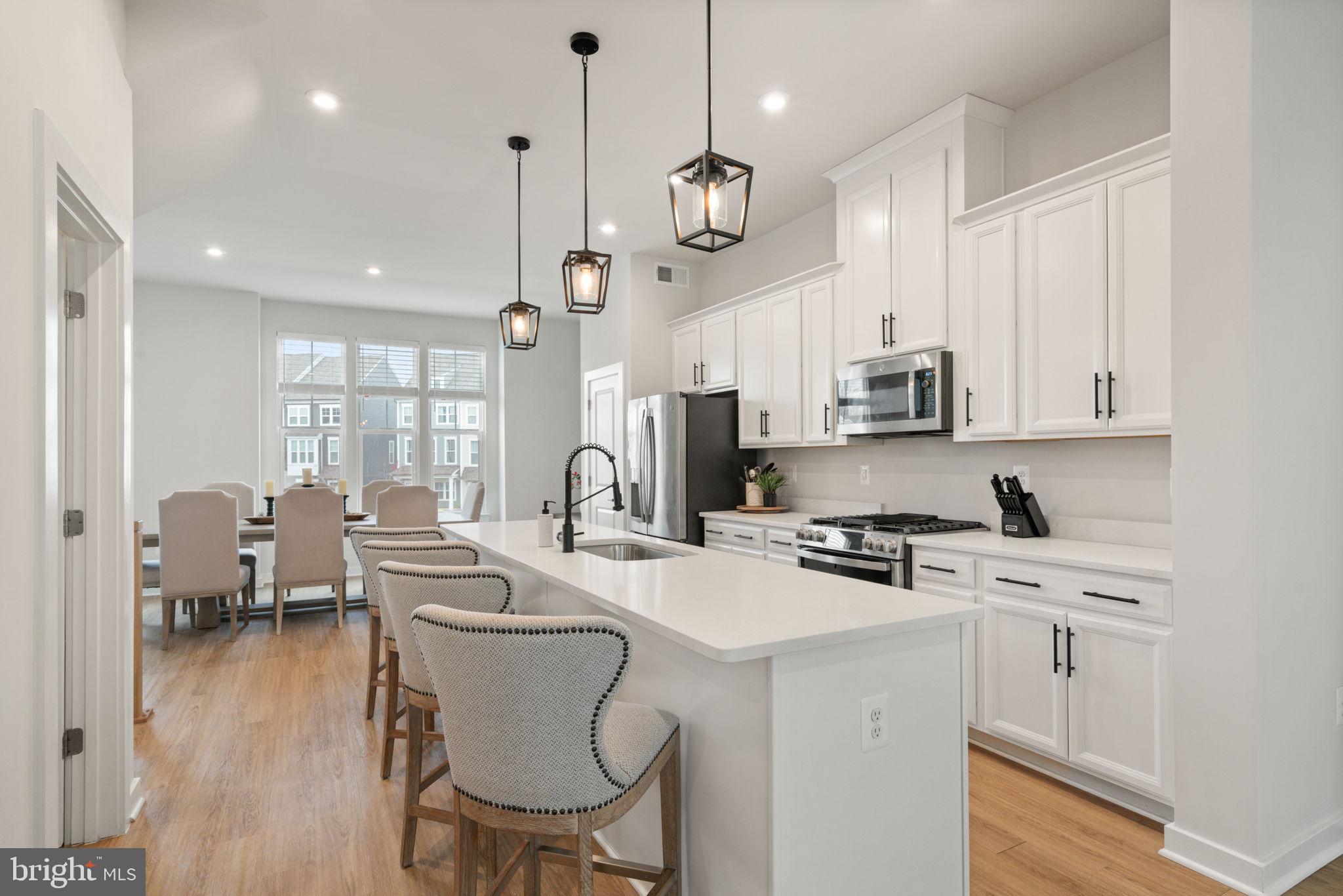 POTOMAC SHORES - Residential