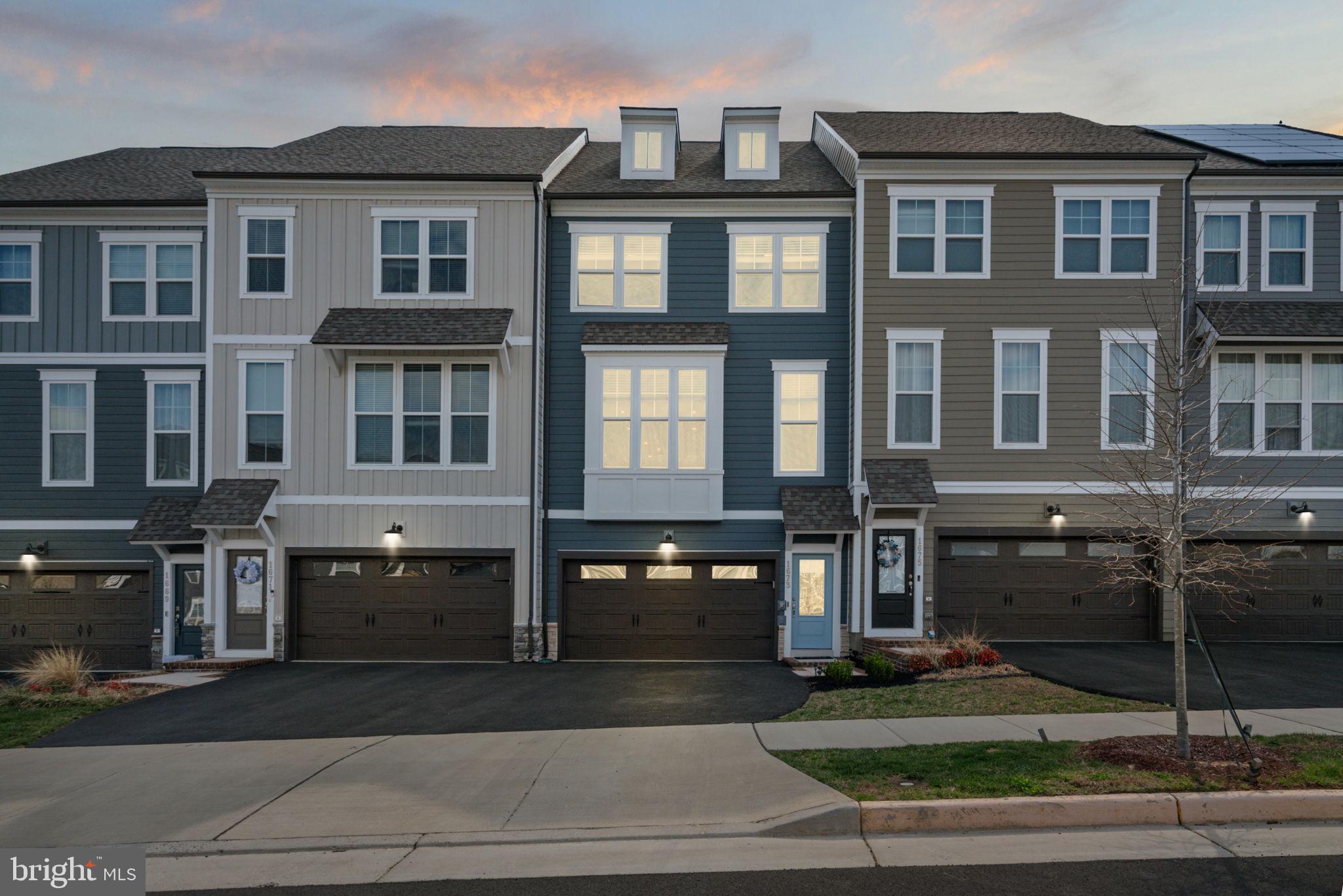 POTOMAC SHORES - Residential