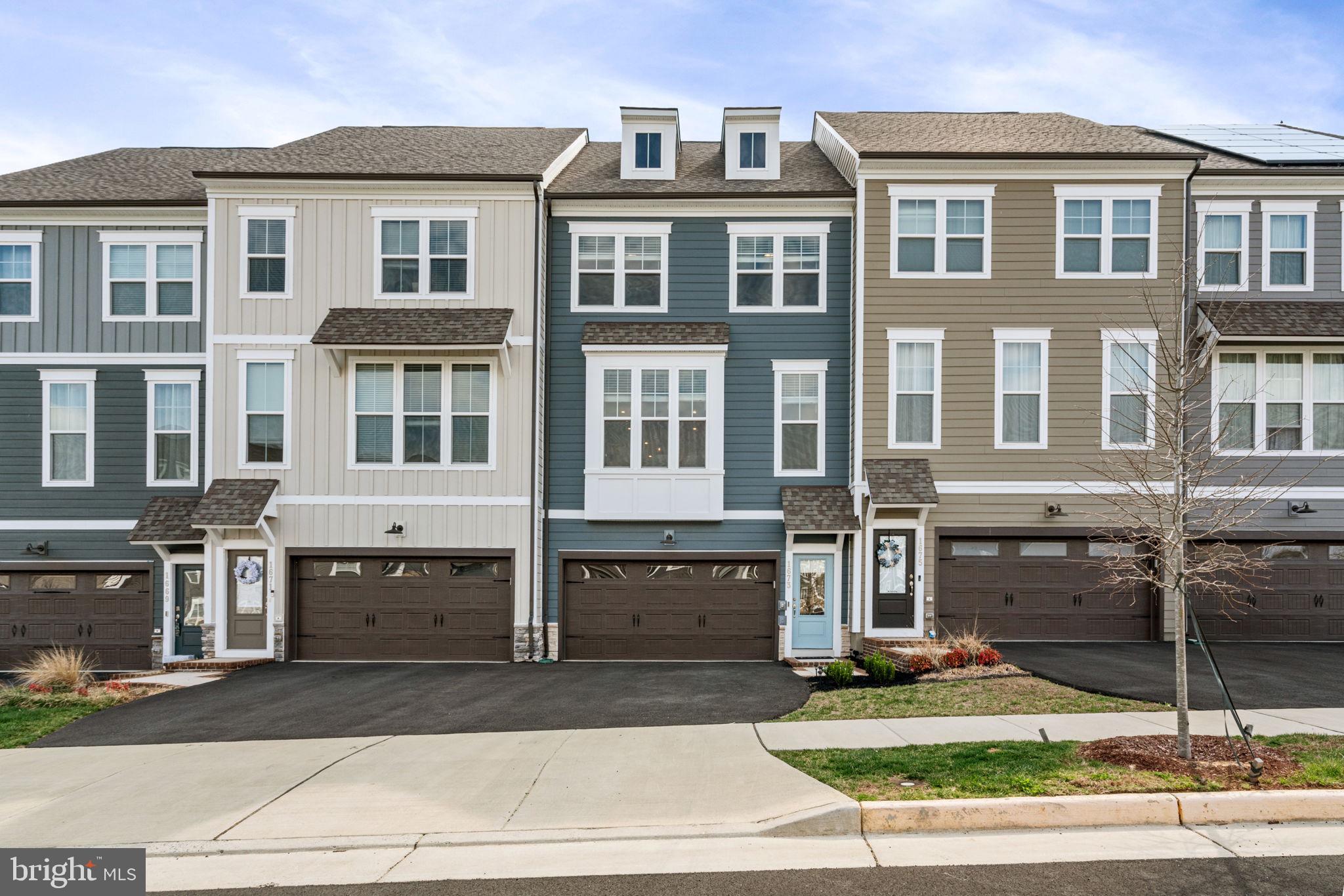 POTOMAC SHORES - Residential