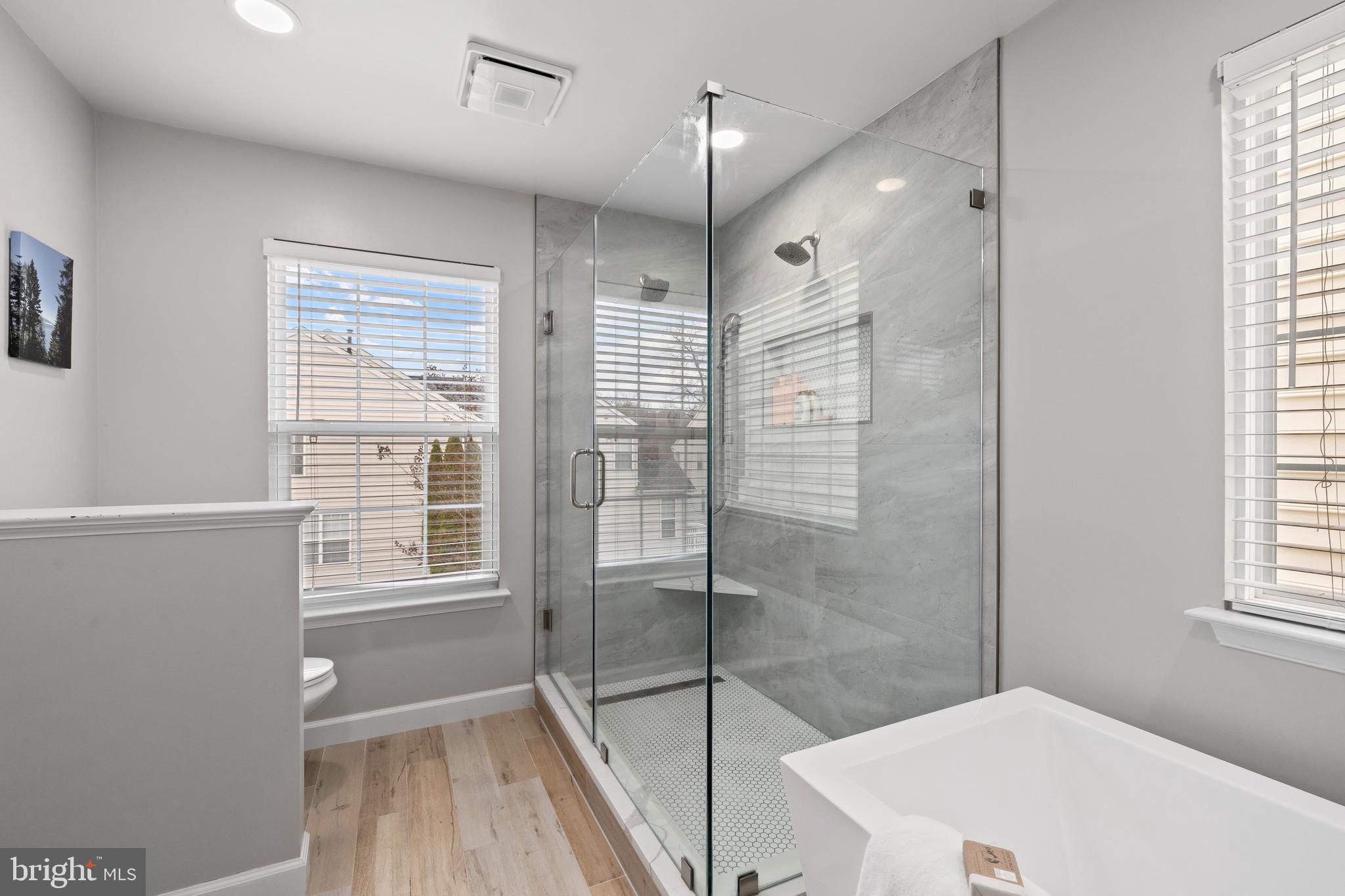 LORTON TOWN CNTR LANDBAY - Residential