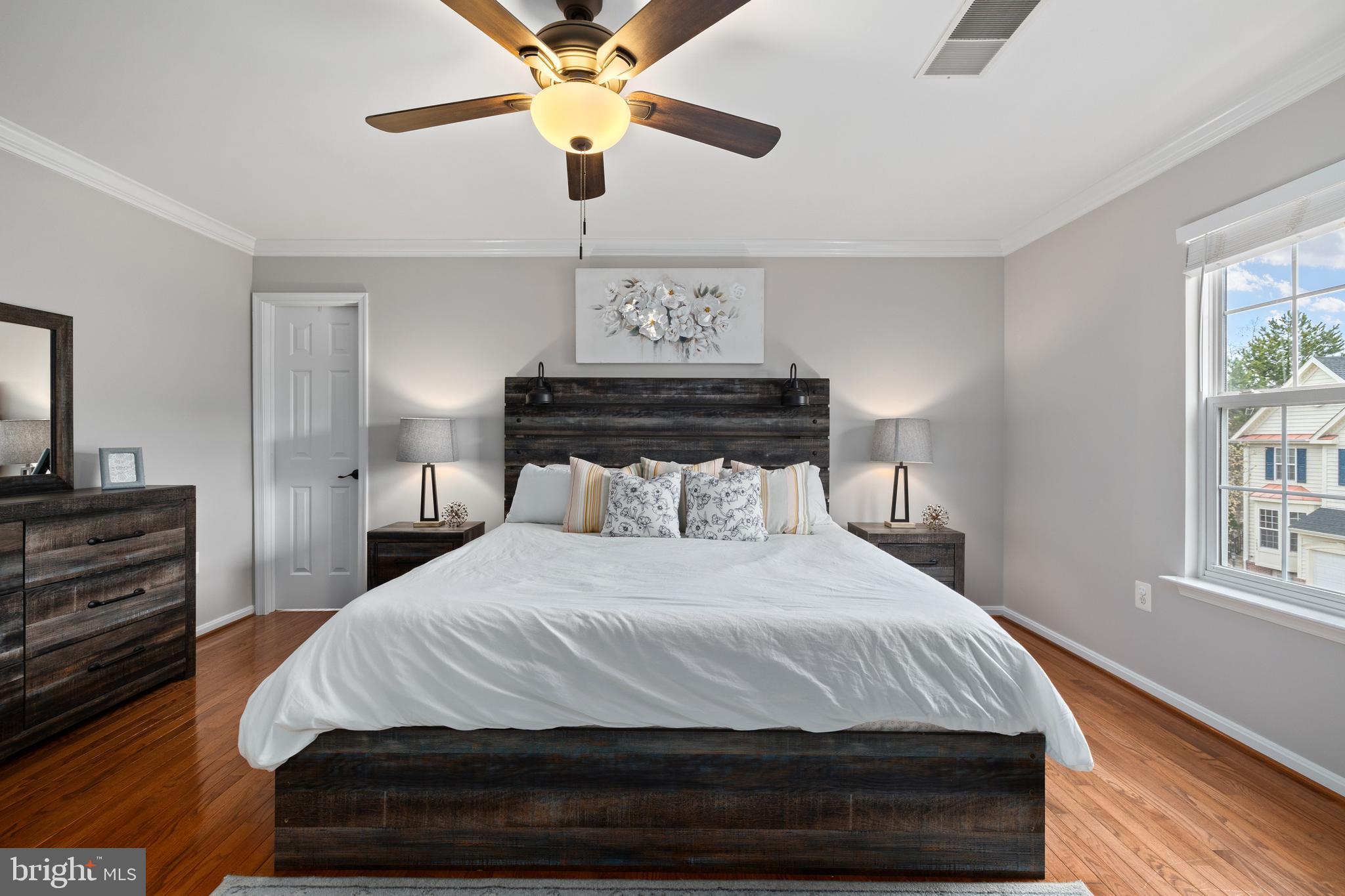 LORTON TOWN CNTR LANDBAY - Residential