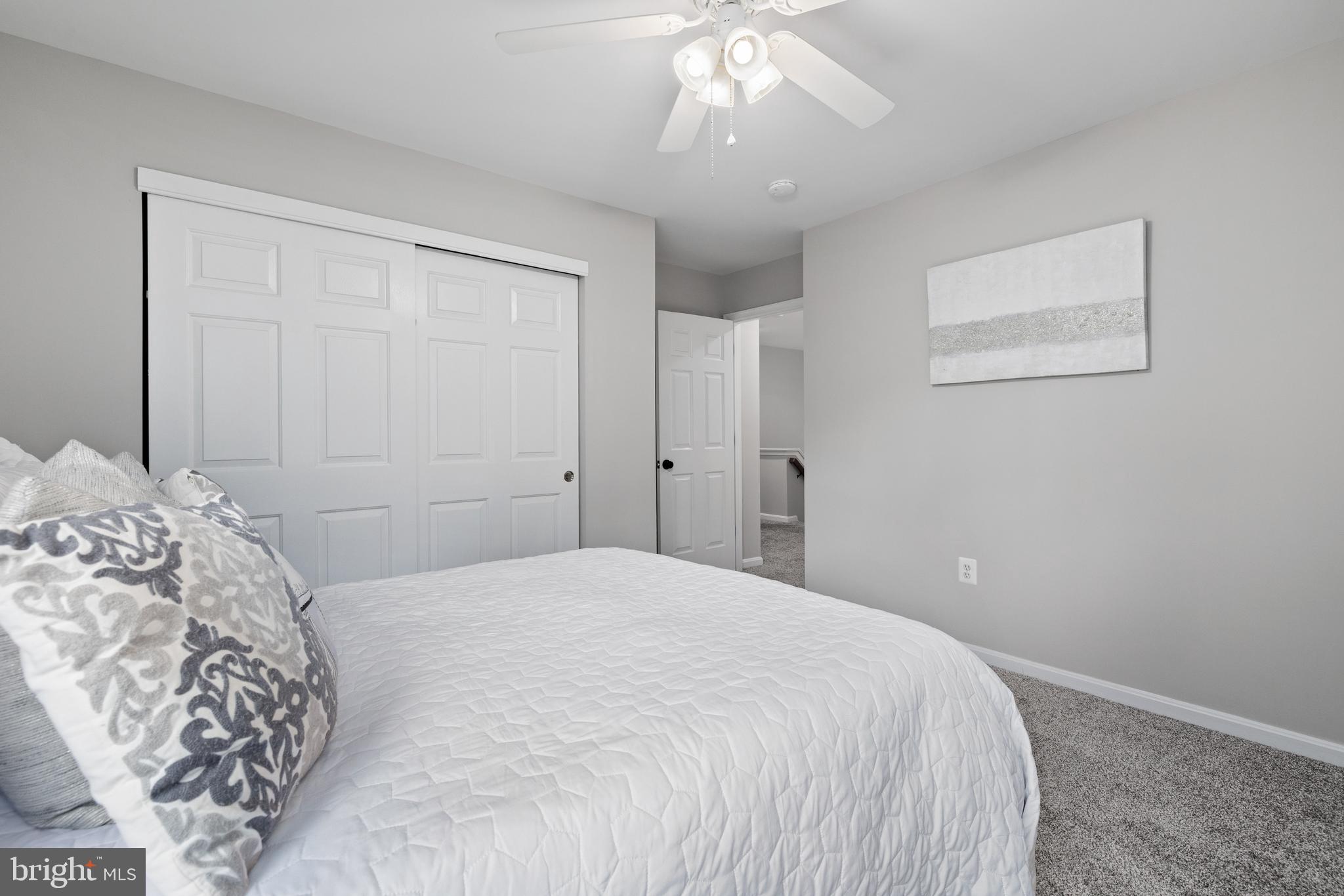 LORTON TOWN CNTR LANDBAY - Residential