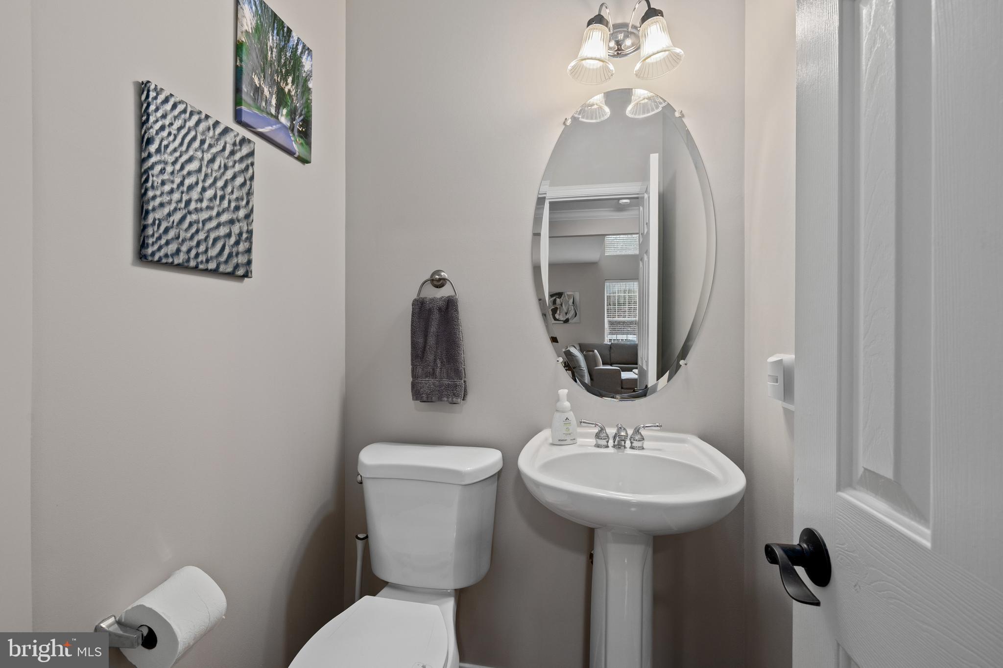 LORTON TOWN CNTR LANDBAY - Residential