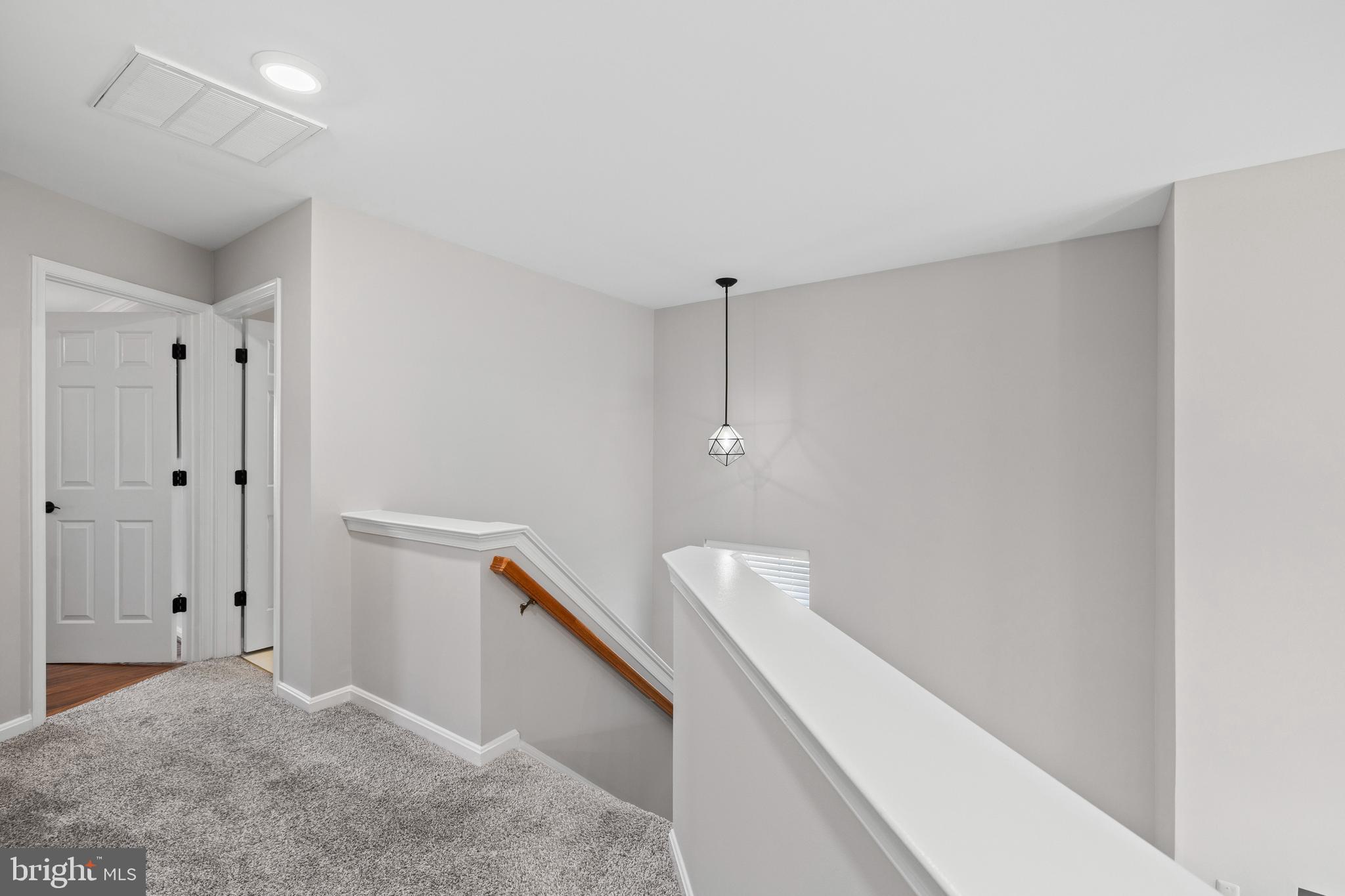 LORTON TOWN CNTR LANDBAY - Residential