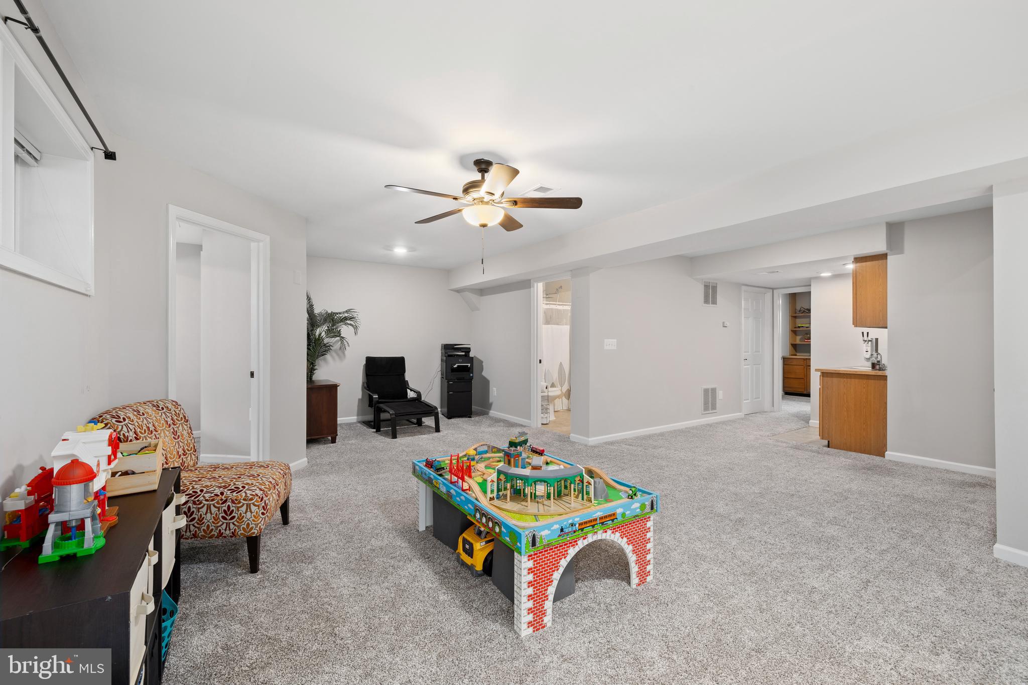 LORTON TOWN CNTR LANDBAY - Residential