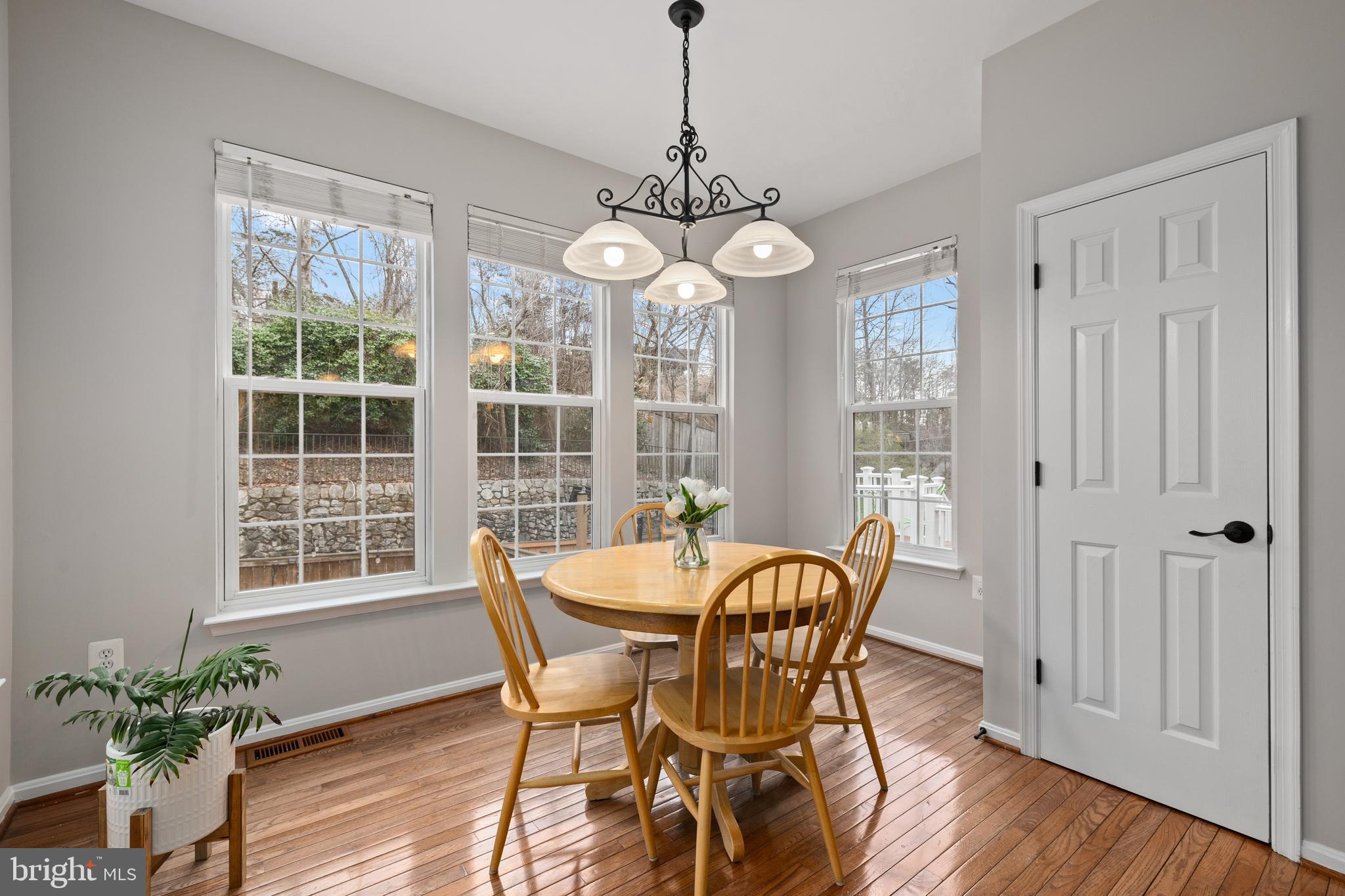 LORTON TOWN CNTR LANDBAY - Residential