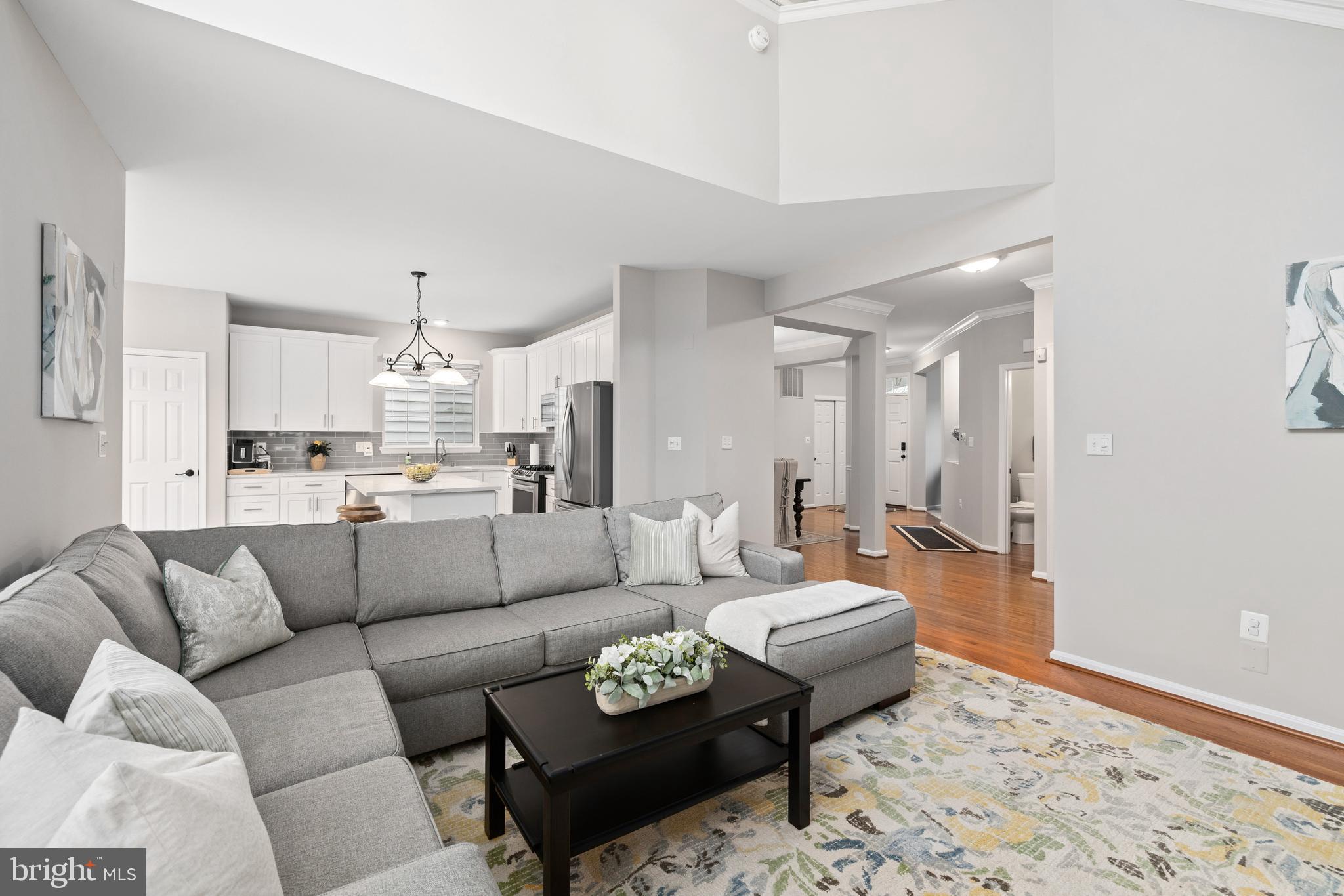 LORTON TOWN CNTR LANDBAY - Residential