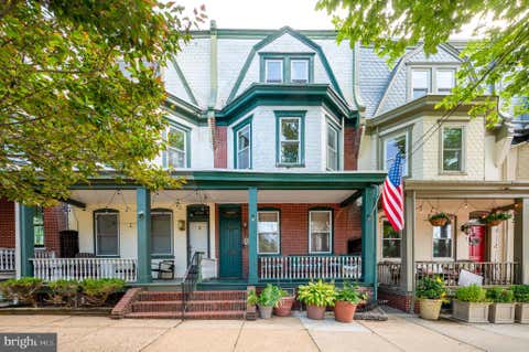 Townhouse For Sale - 1805 Delaware Avenue<br/> New Castle County, WILMINGTON, DE 19806