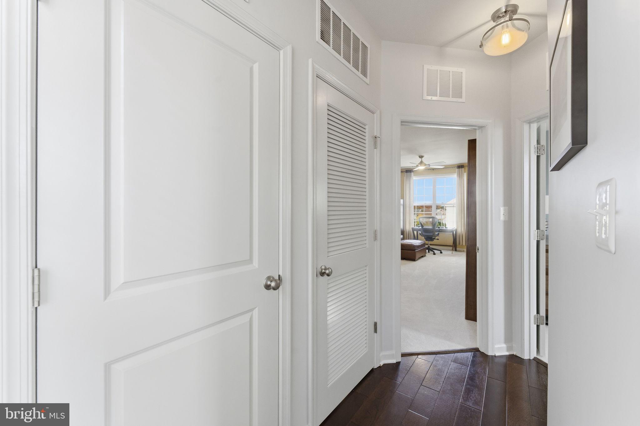 RIDGES AT LOUDOUN VALLEY - Residential