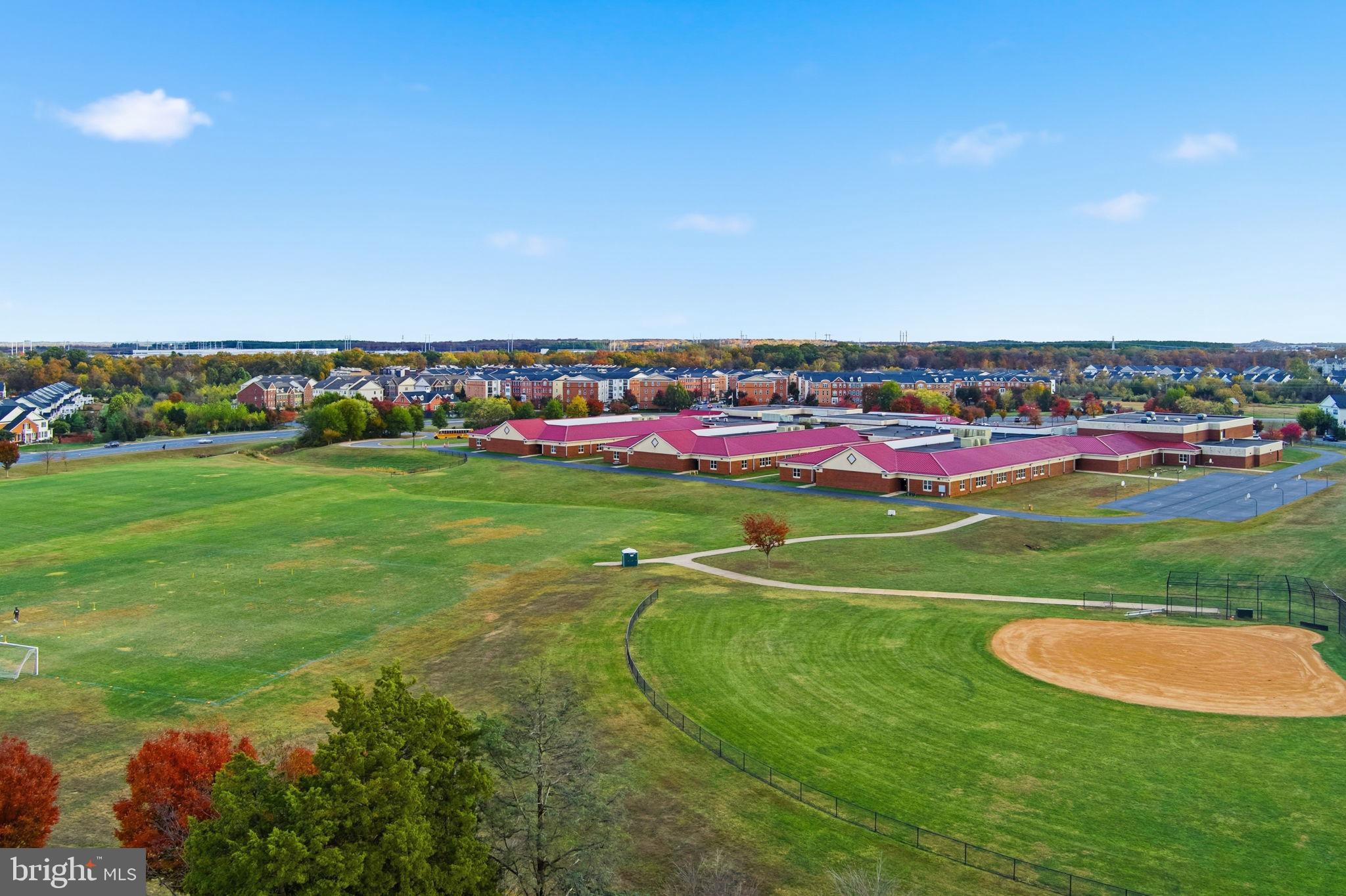 RIDGES AT LOUDOUN VALLEY - Residential