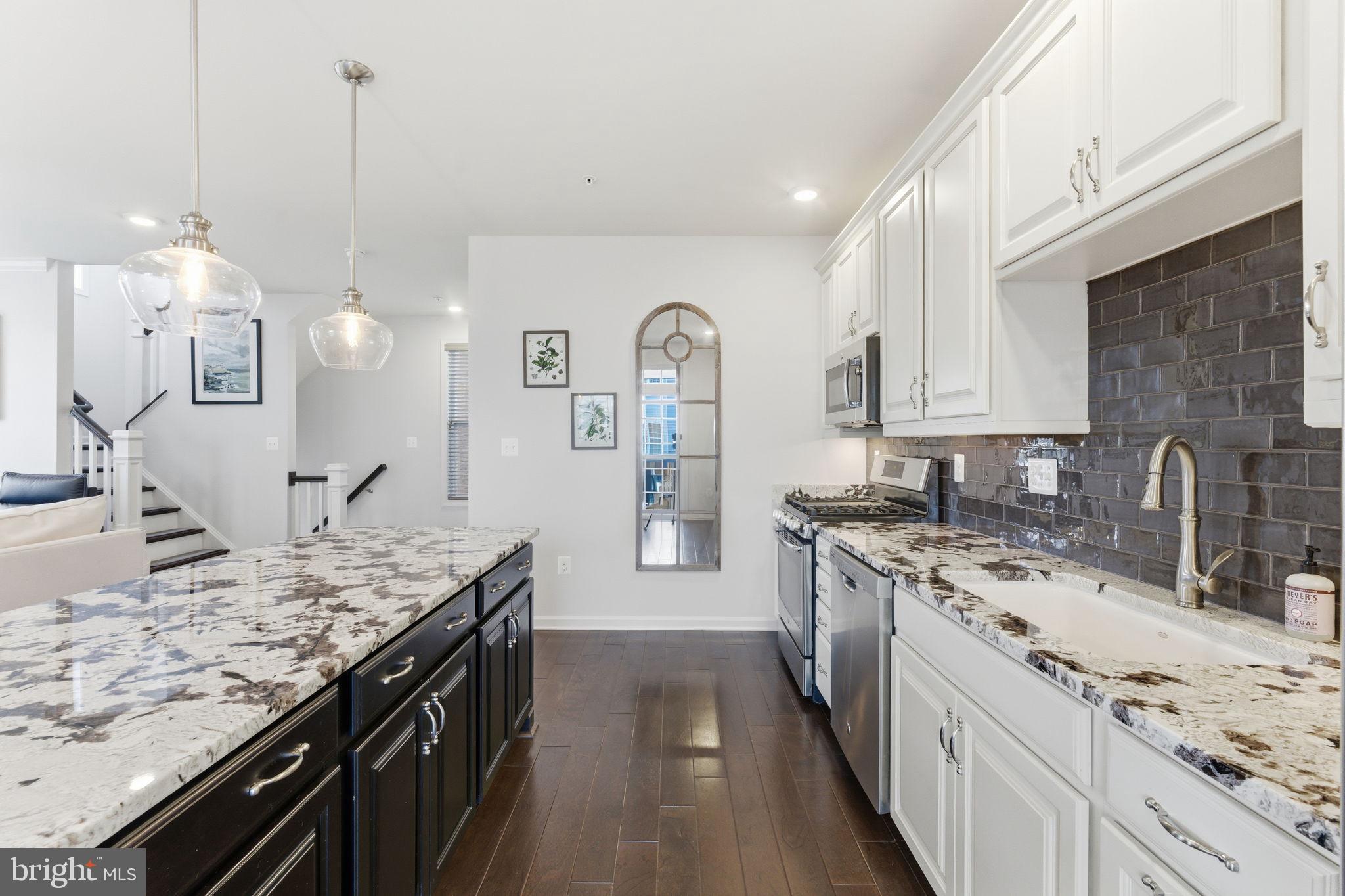 RIDGES AT LOUDOUN VALLEY - Residential