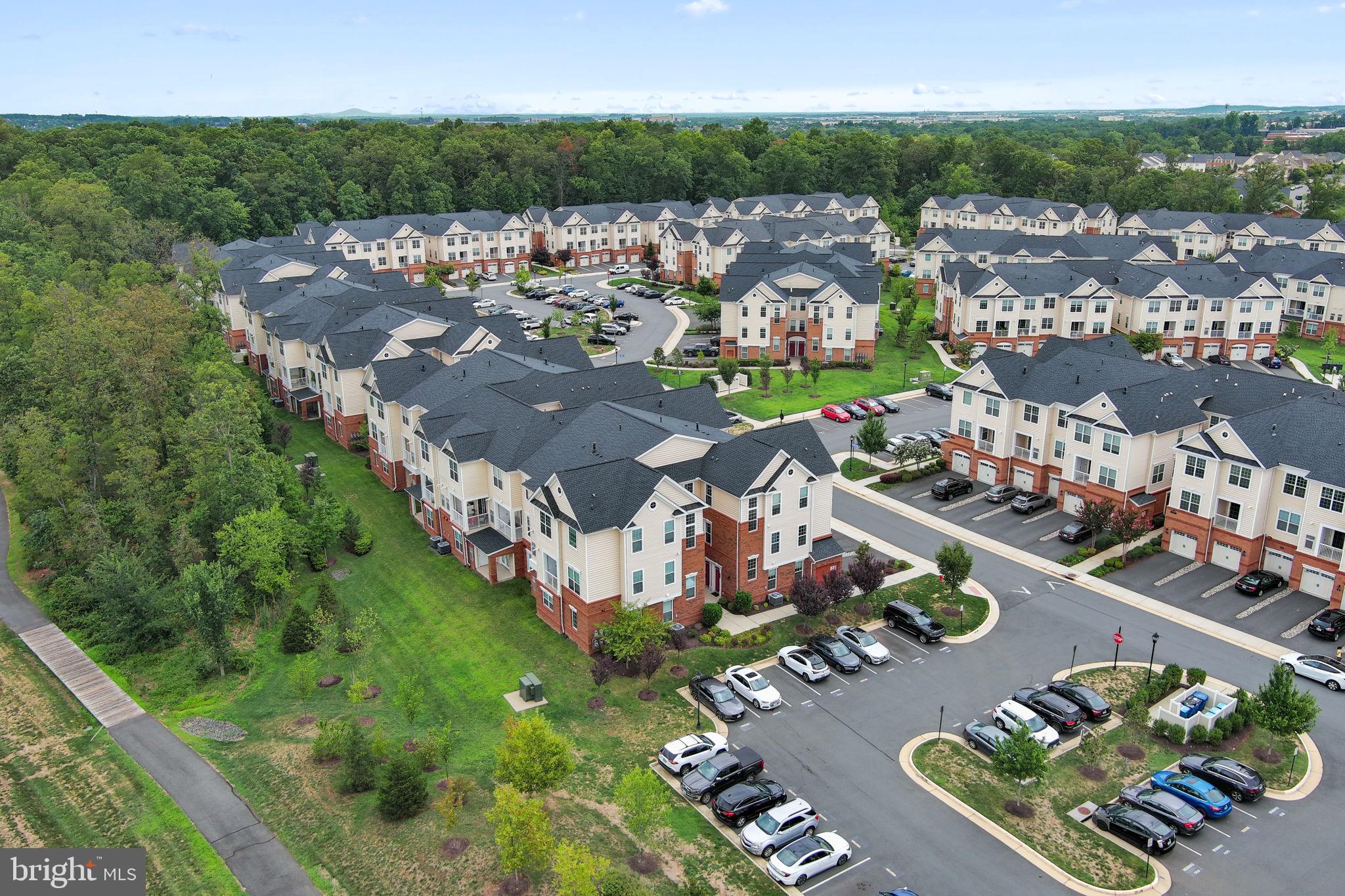 RIDGES AT LOUDOUN VALLEY - Residential
