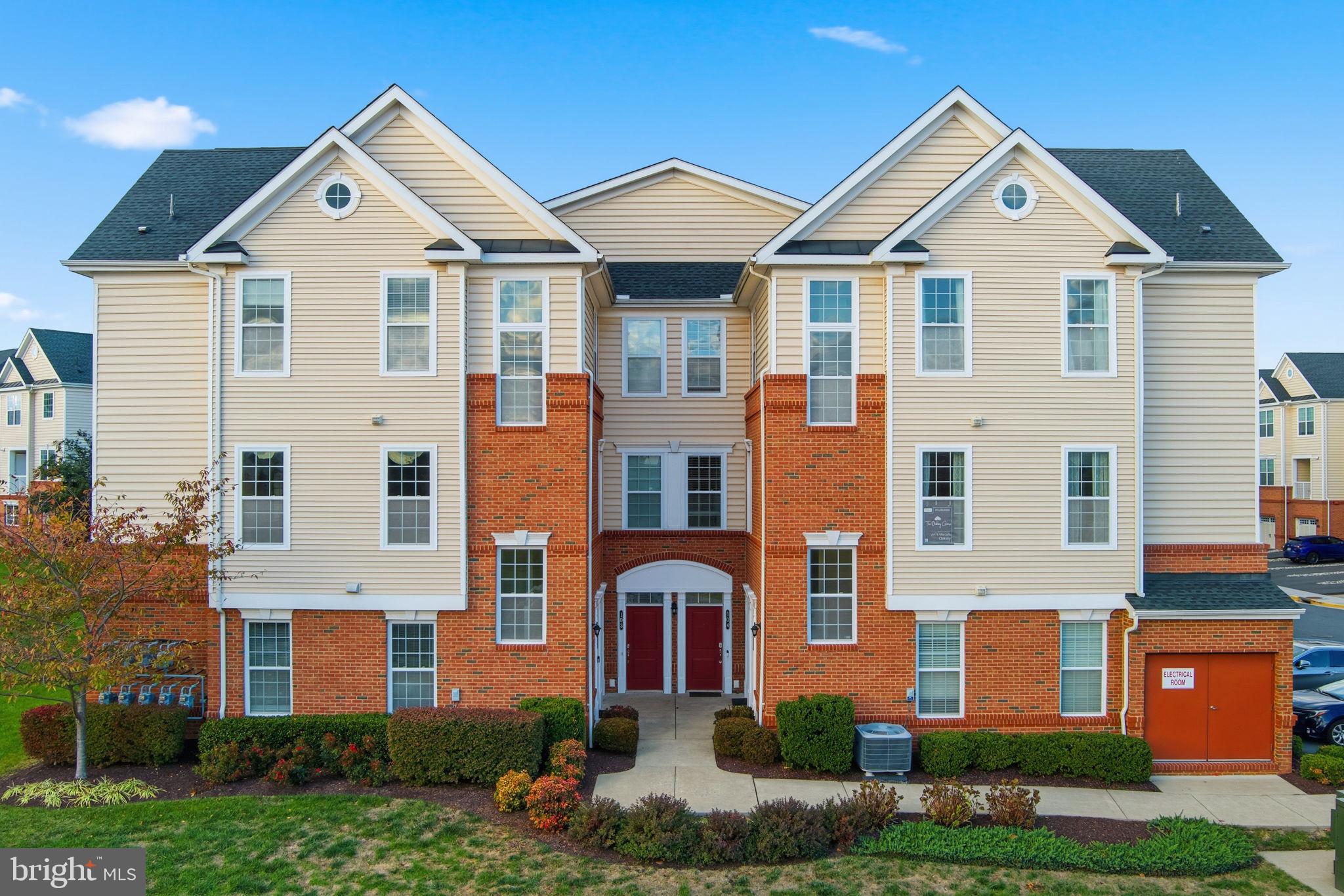 23297 SOUTHDOWN MANOR TERRACE 105