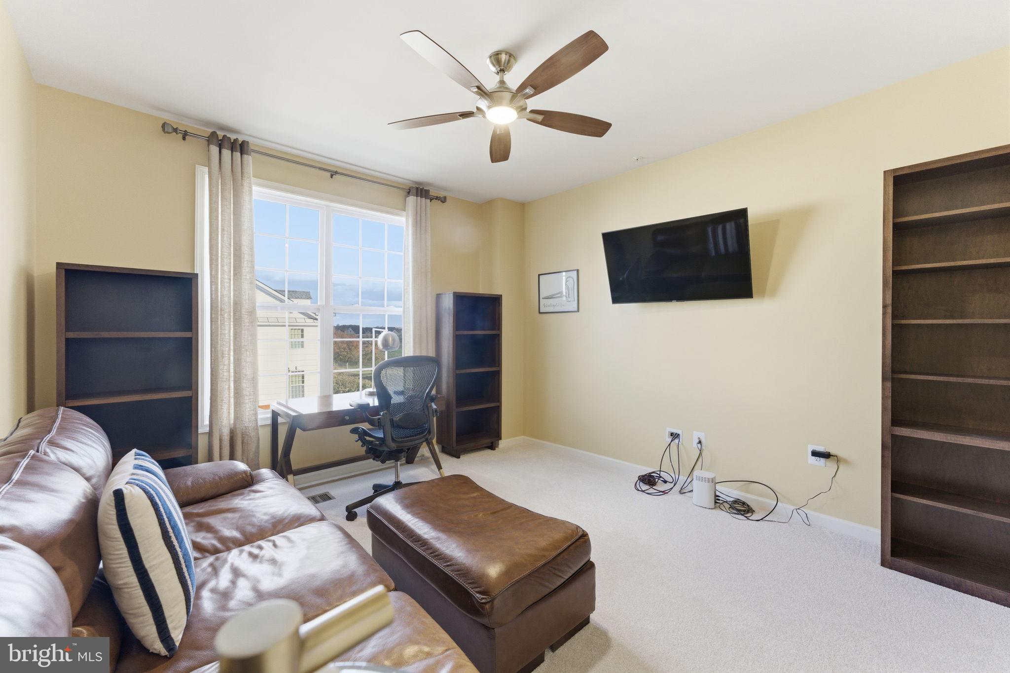 RIDGES AT LOUDOUN VALLEY - Residential