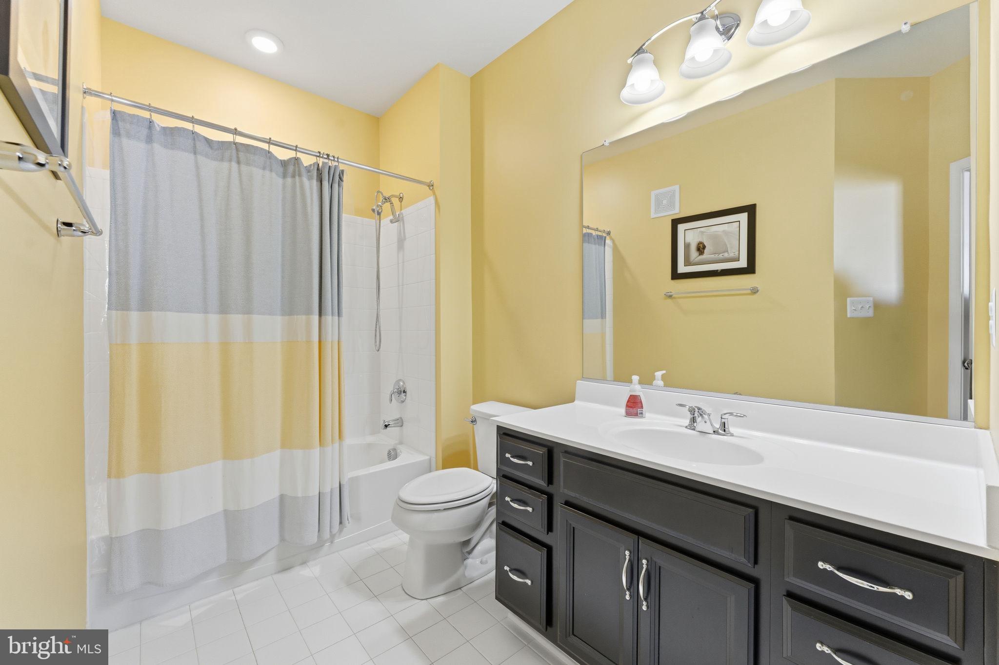 RIDGES AT LOUDOUN VALLEY - Residential