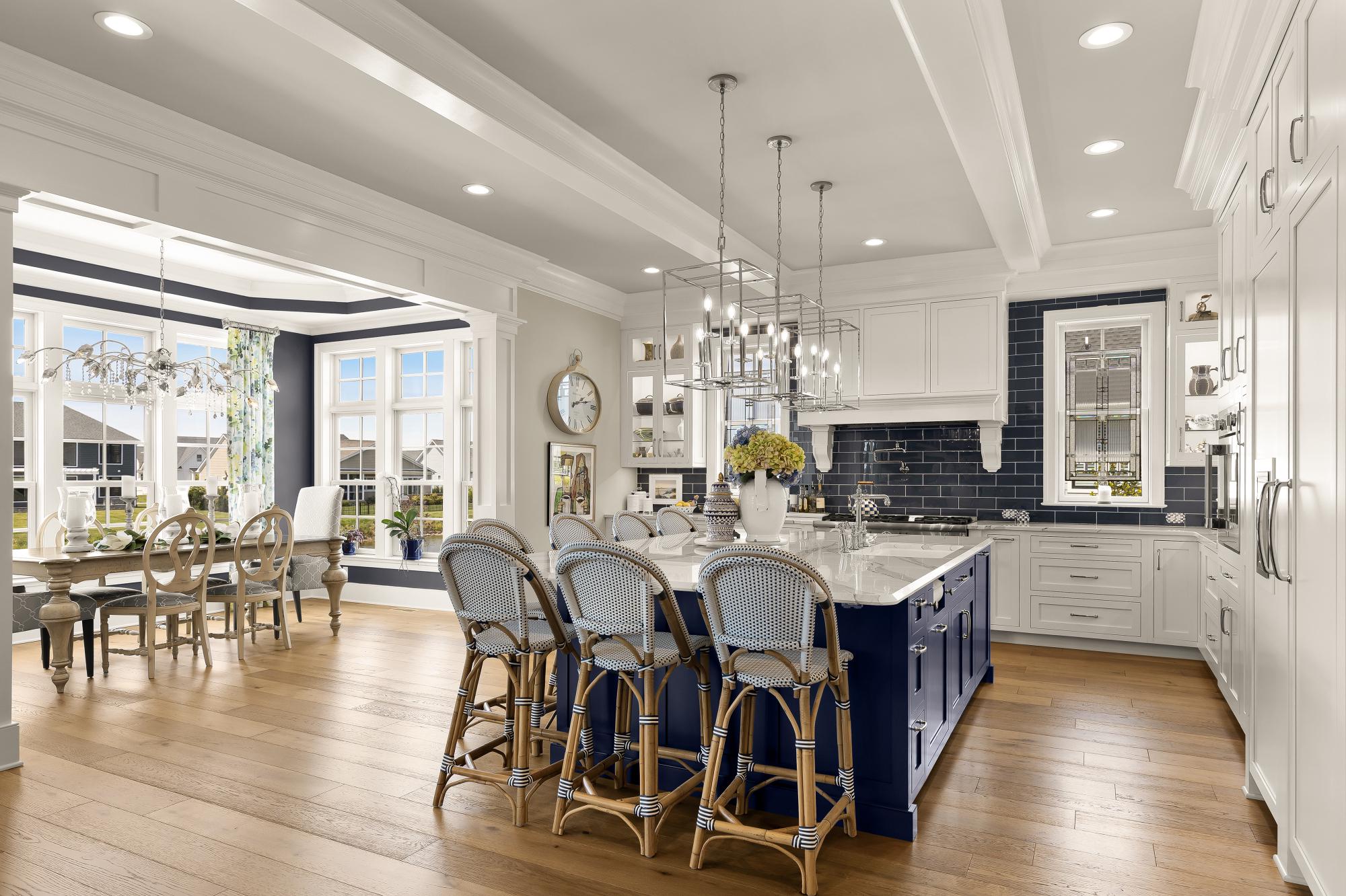 SHOWFIELD - Residential