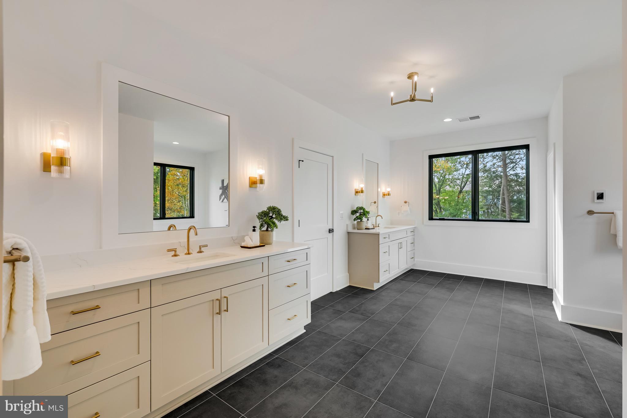 LITTLE VIENNA ESTATES - Residential