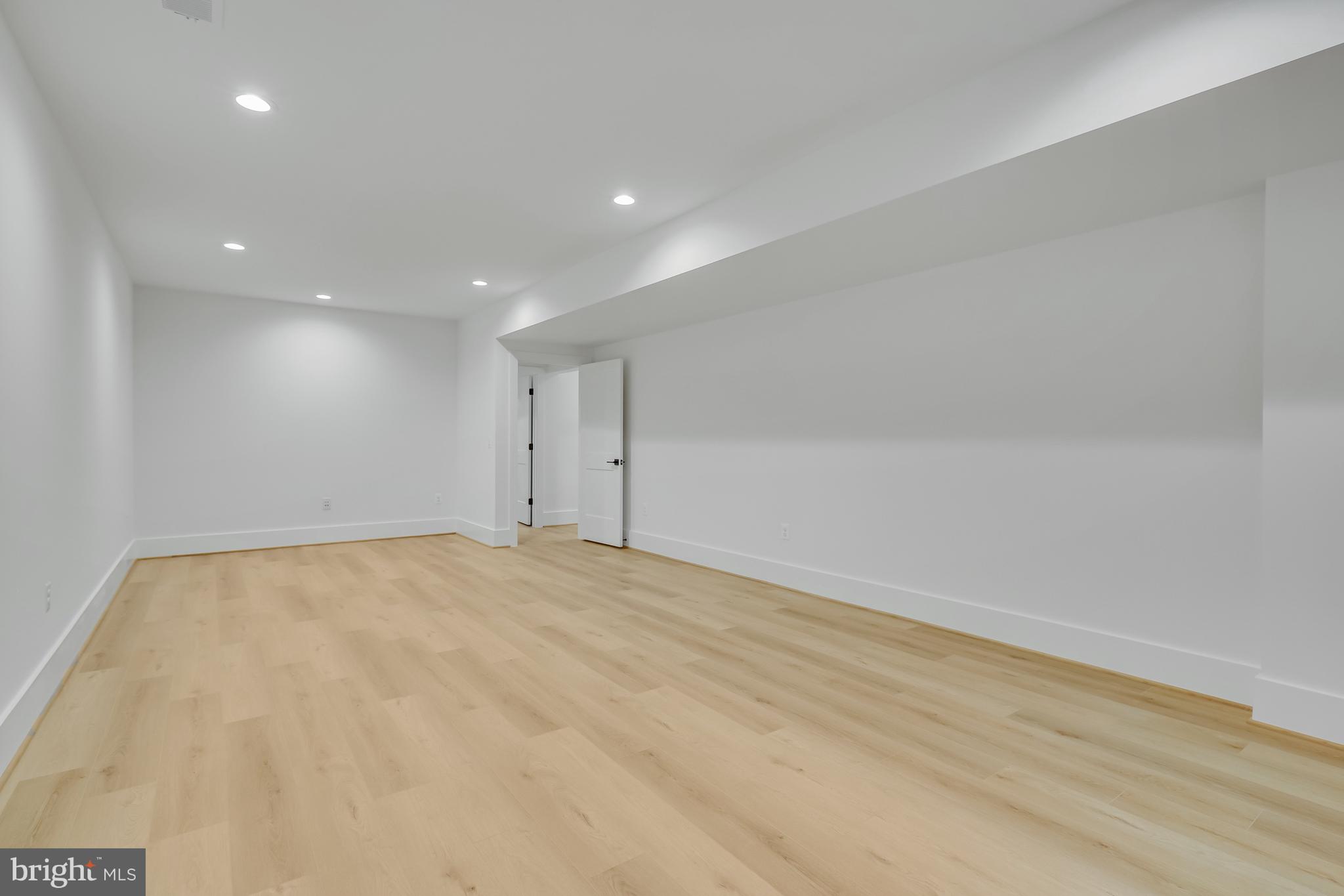 LITTLE VIENNA ESTATES - Residential