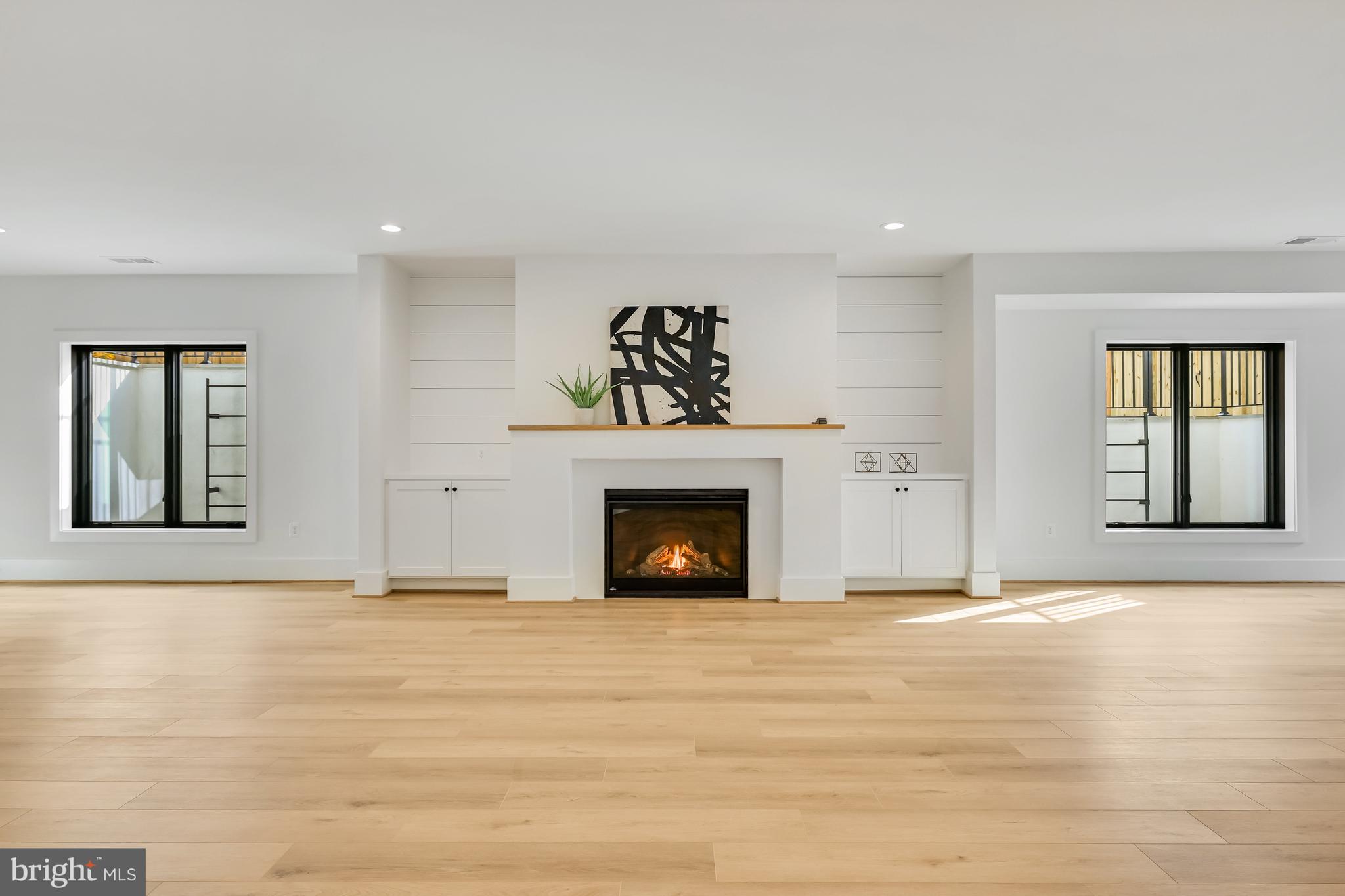 LITTLE VIENNA ESTATES - Residential