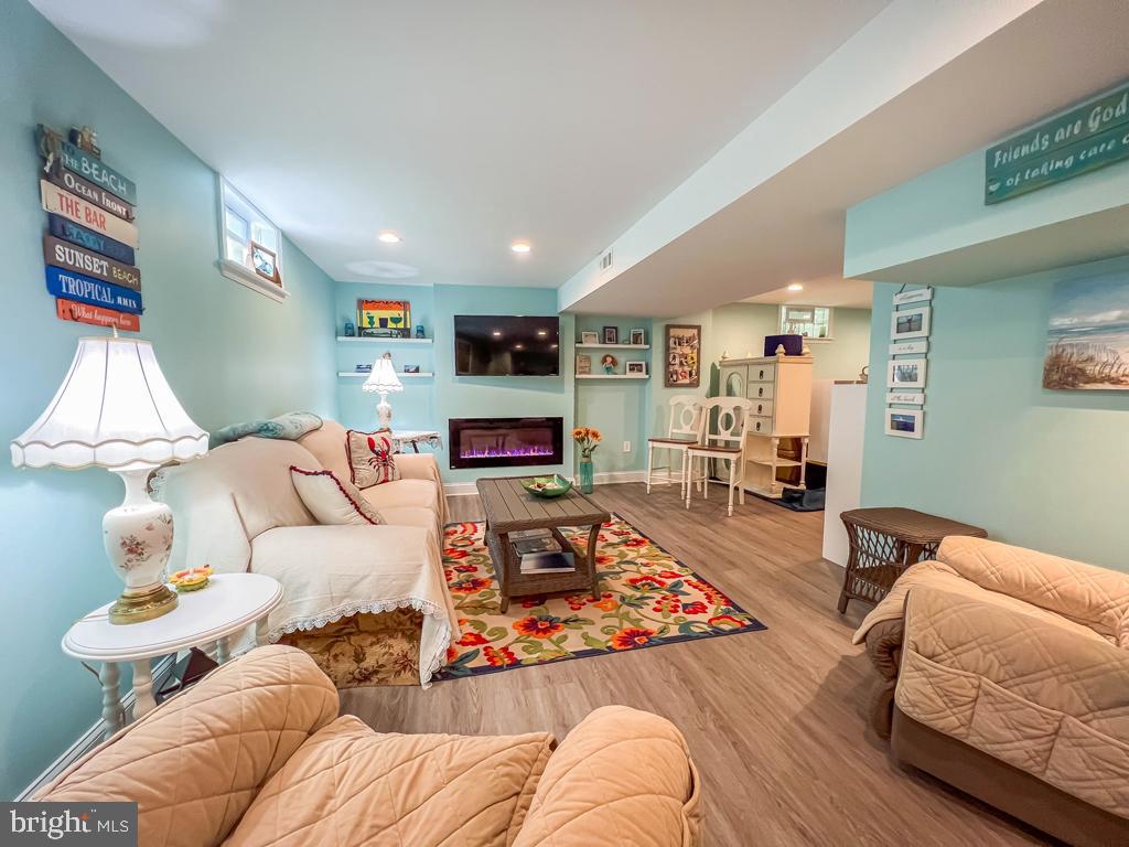 NORTHAMPTON ESTS - Residential