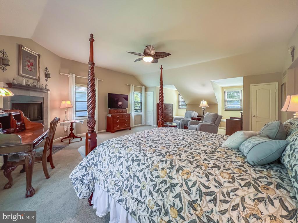 NORTHAMPTON ESTS - Residential