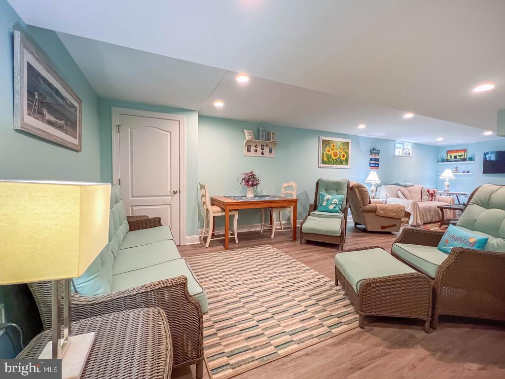 NORTHAMPTON ESTS - Residential