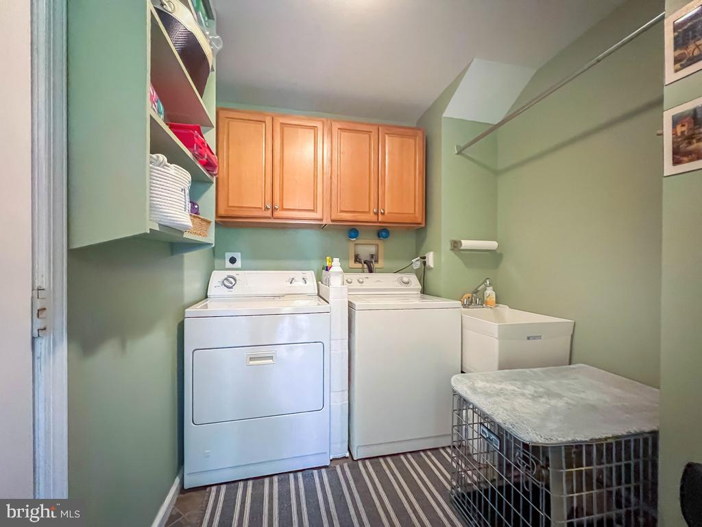 NORTHAMPTON ESTS - Residential