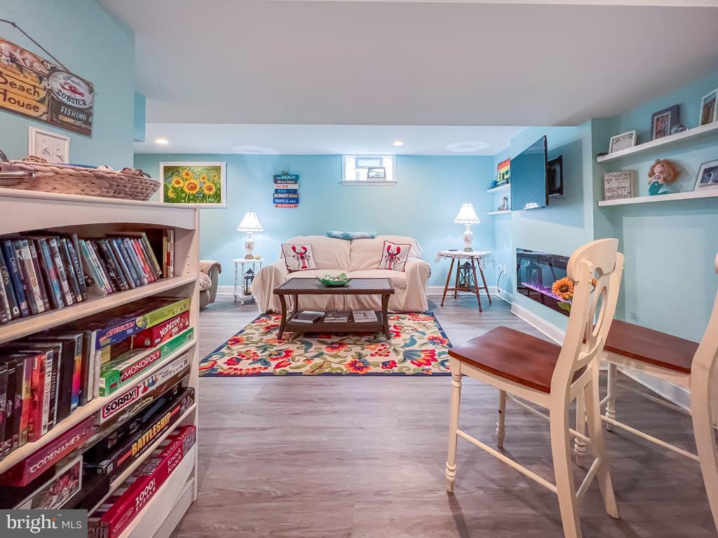 NORTHAMPTON ESTS - Residential