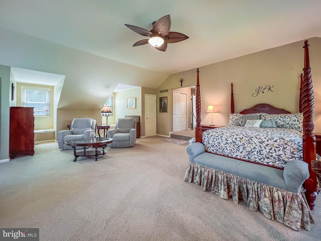 NORTHAMPTON ESTS - Residential