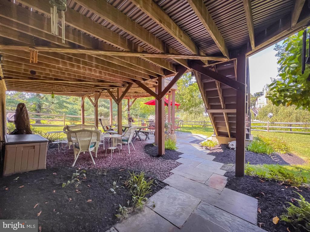 NORTHAMPTON ESTS - Residential