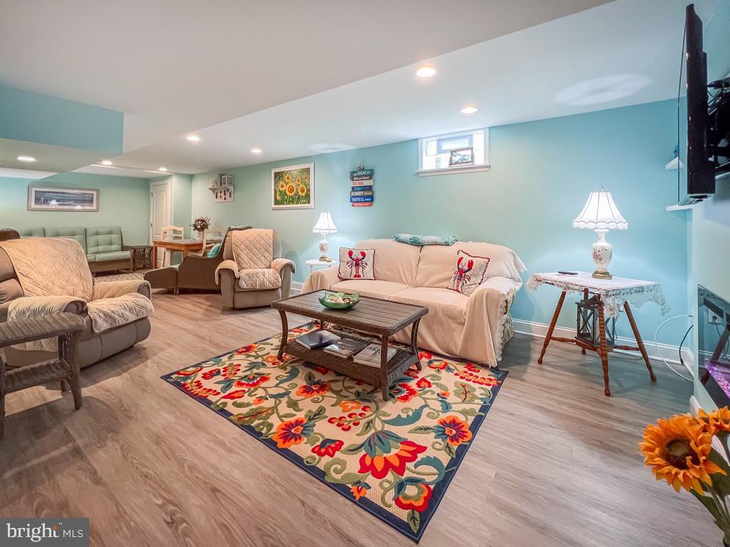 NORTHAMPTON ESTS - Residential