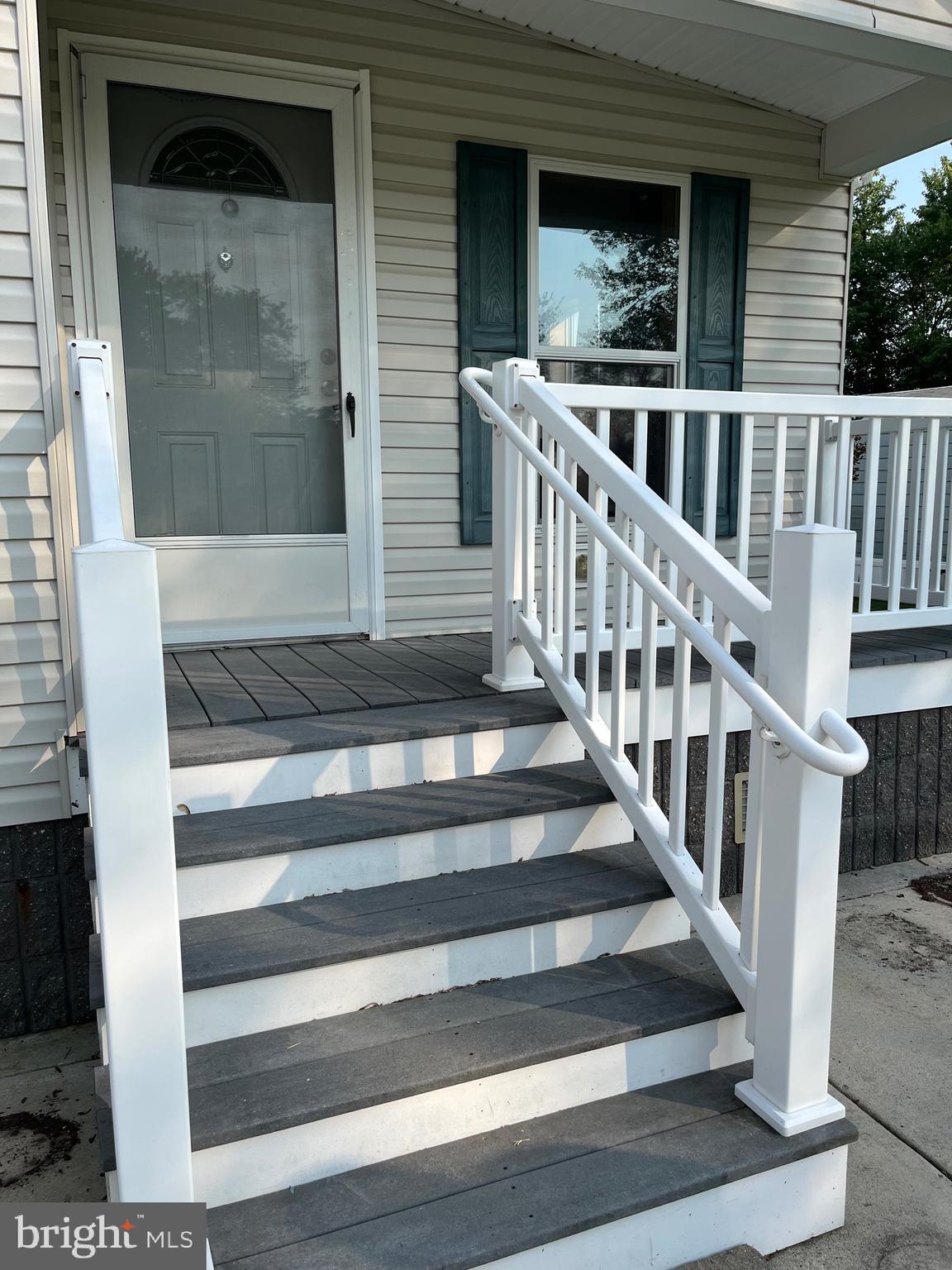 WOODLAWN ESTATES - Residential